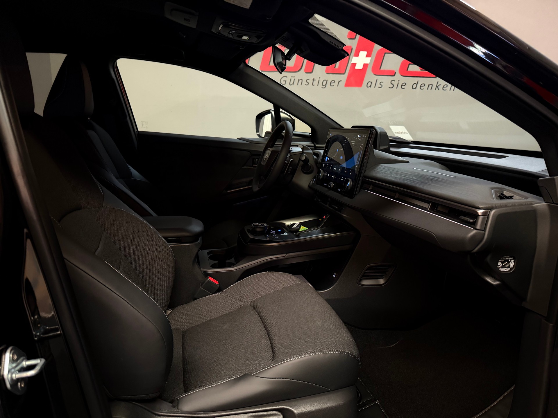 TOYOTA C-HR+ 77 kWh Style FWD-image-18