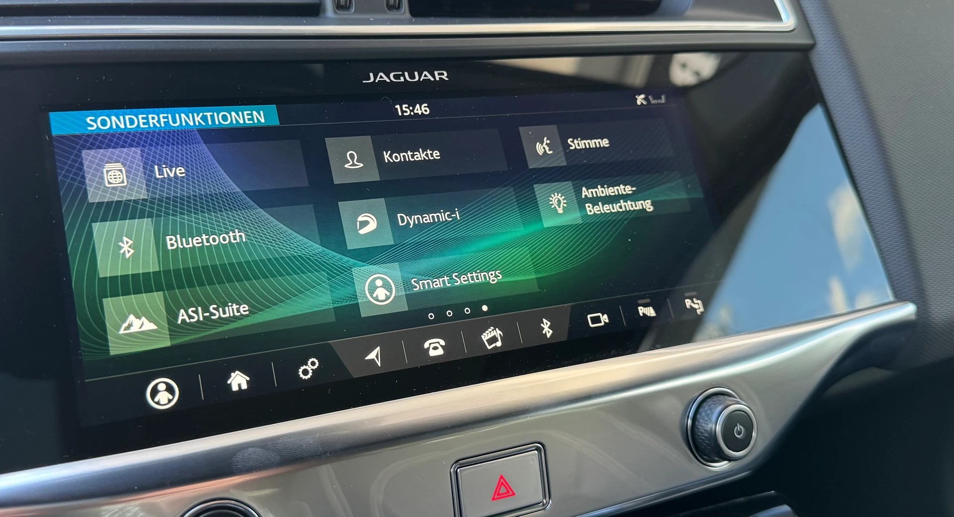 JAGUAR I-Pace EV400 SE AWD-image-21