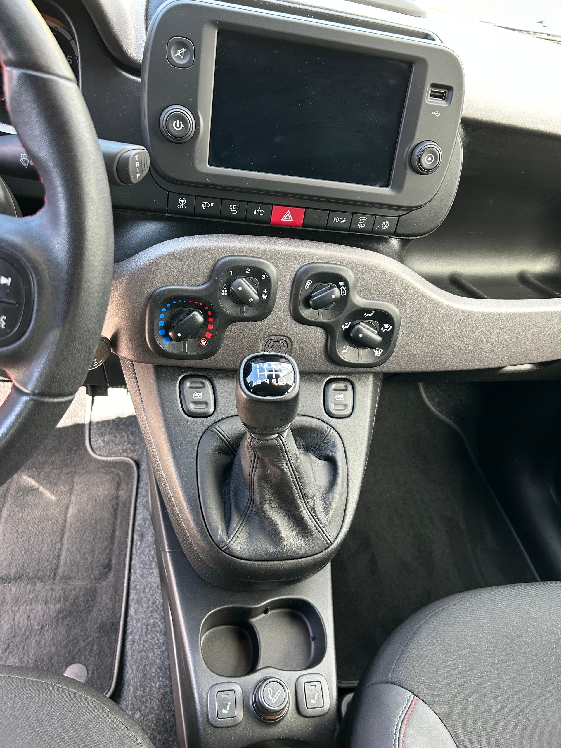 FIAT Panda 1.0 MHEV Sport-image-8