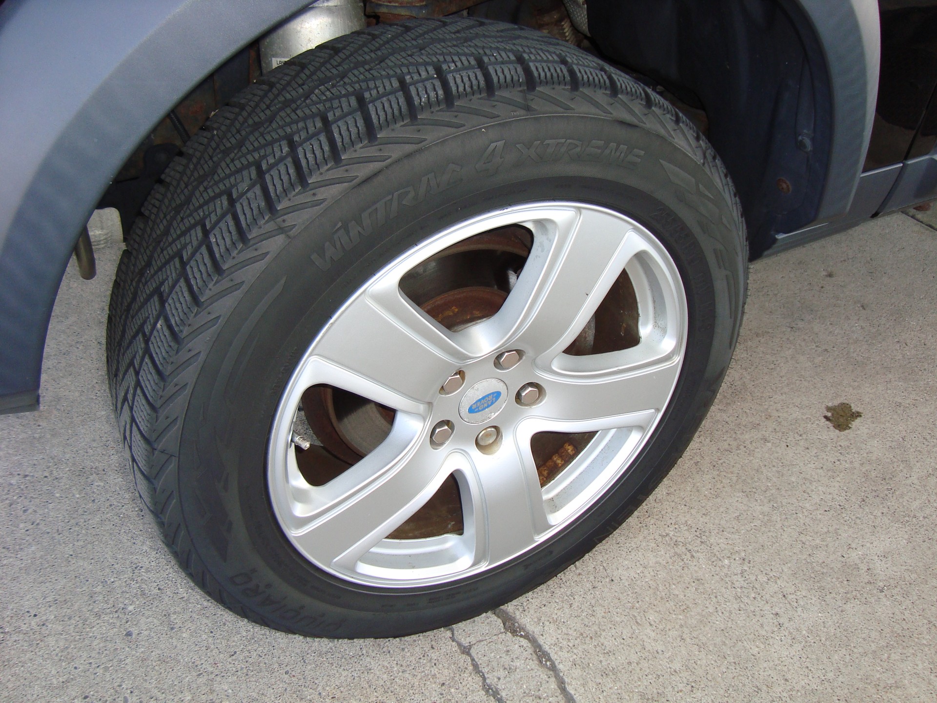 LAND ROVER Discovery 2.7d V6 S Family Edition-image-12