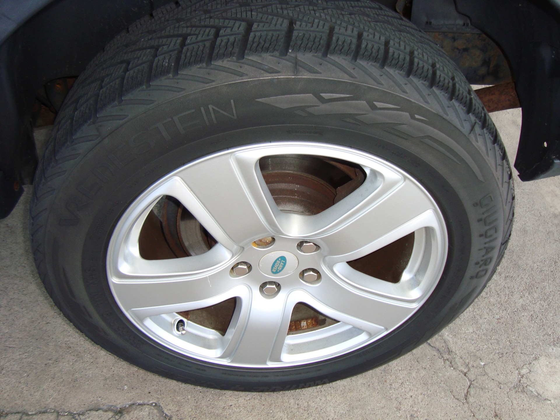 LAND ROVER Discovery 2.7d V6 S Family Edition-image-13