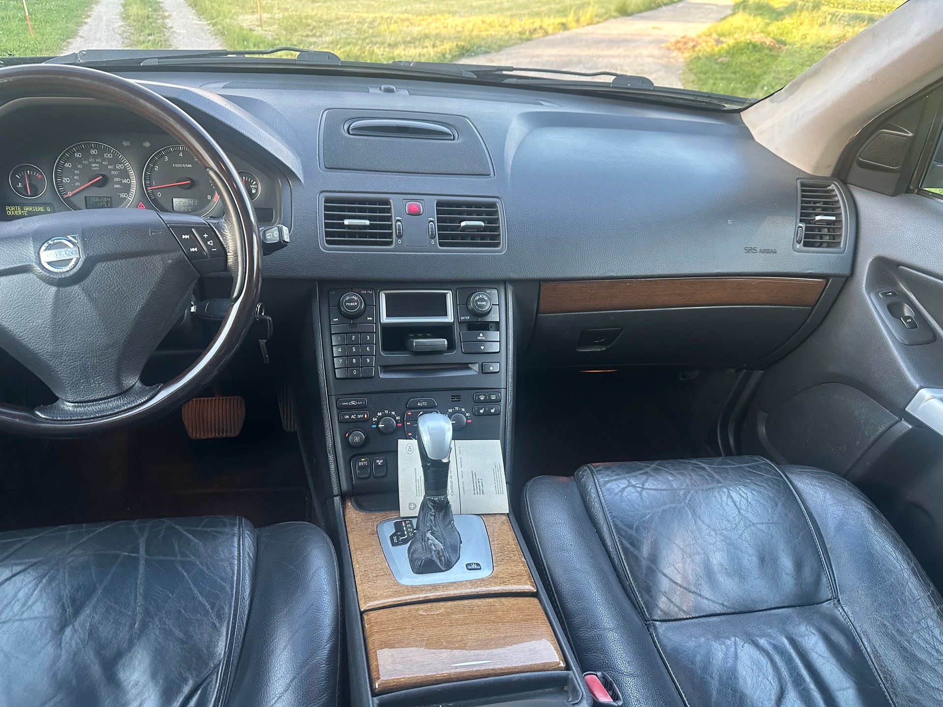 VOLVO XC90 T6 AWD Geartronic-image-11