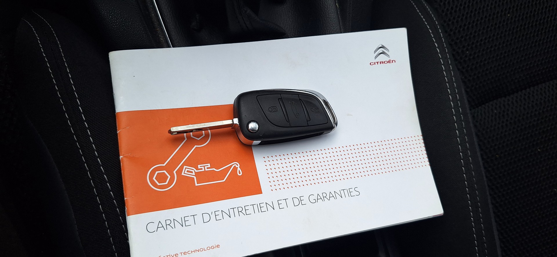 CITROEN C4 1.2 Pure Tech Feel Edition-image-28