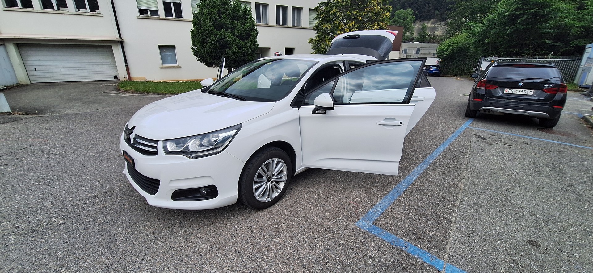 CITROEN C4 1.2 Pure Tech Feel Edition-image-14