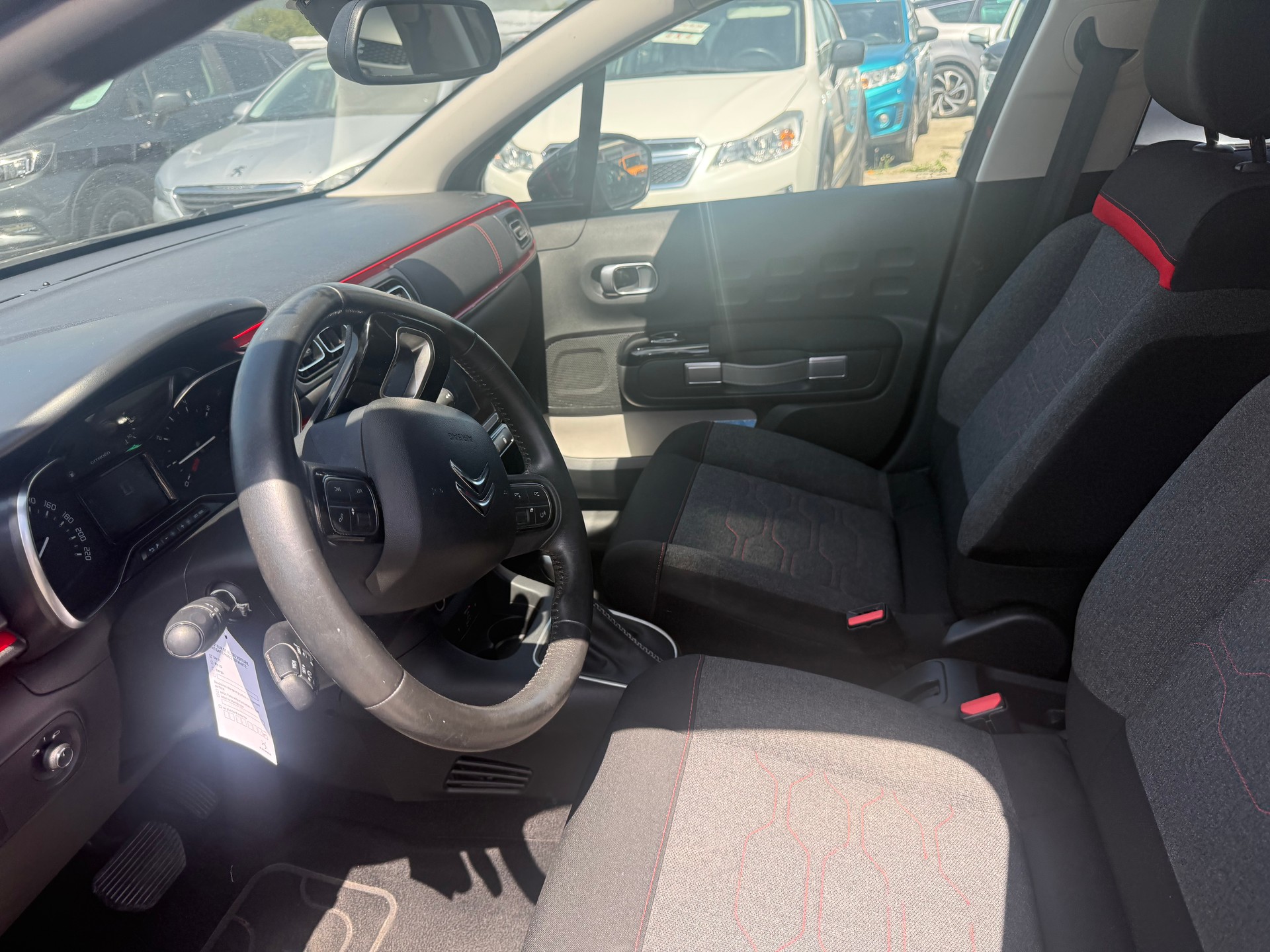 CITROEN C3 1.2i PureTech Feel EAT-image-7