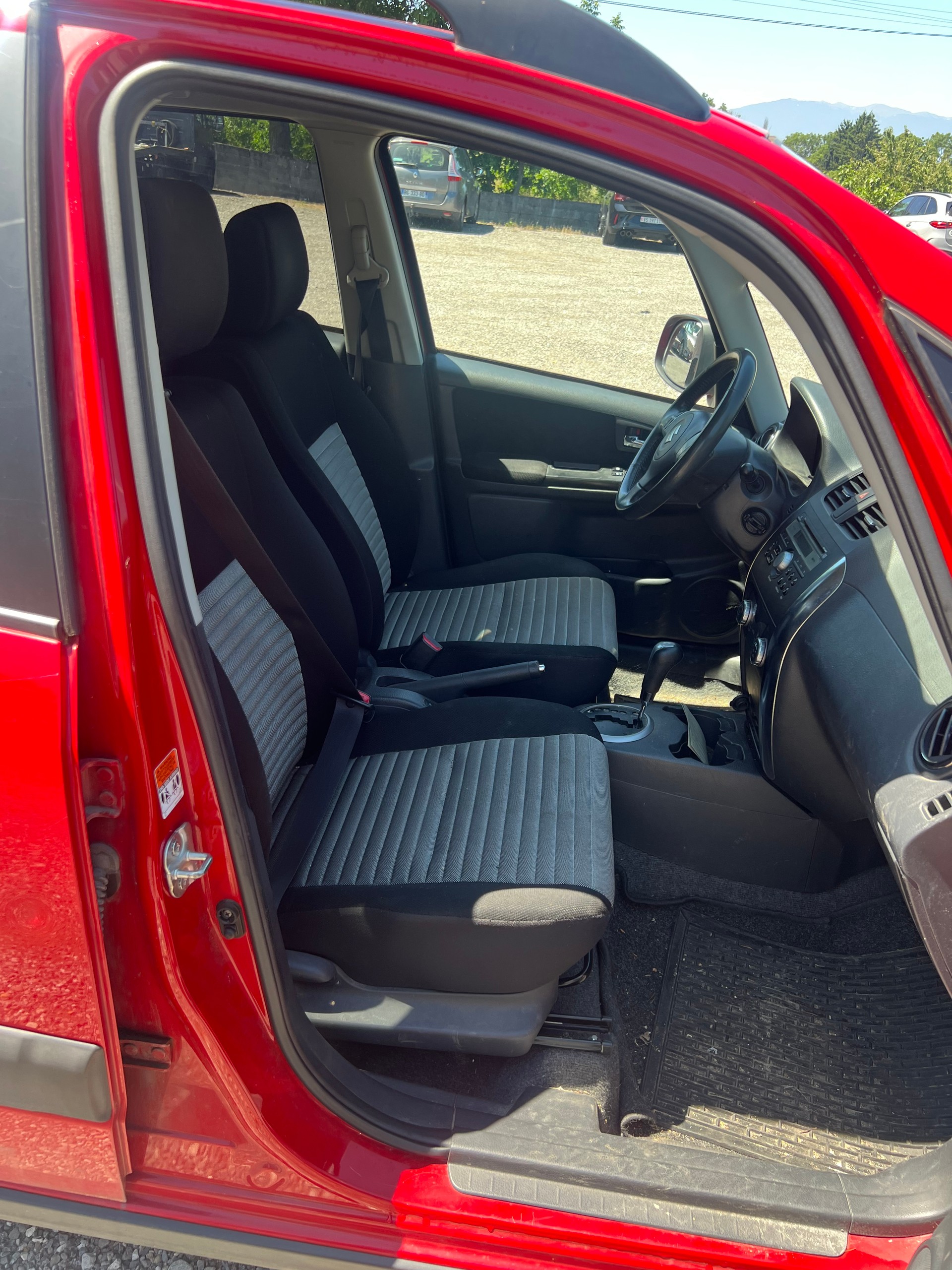 SUZUKI SX4 1.6 16V GL Top Barry 4WD Automatic-image-13