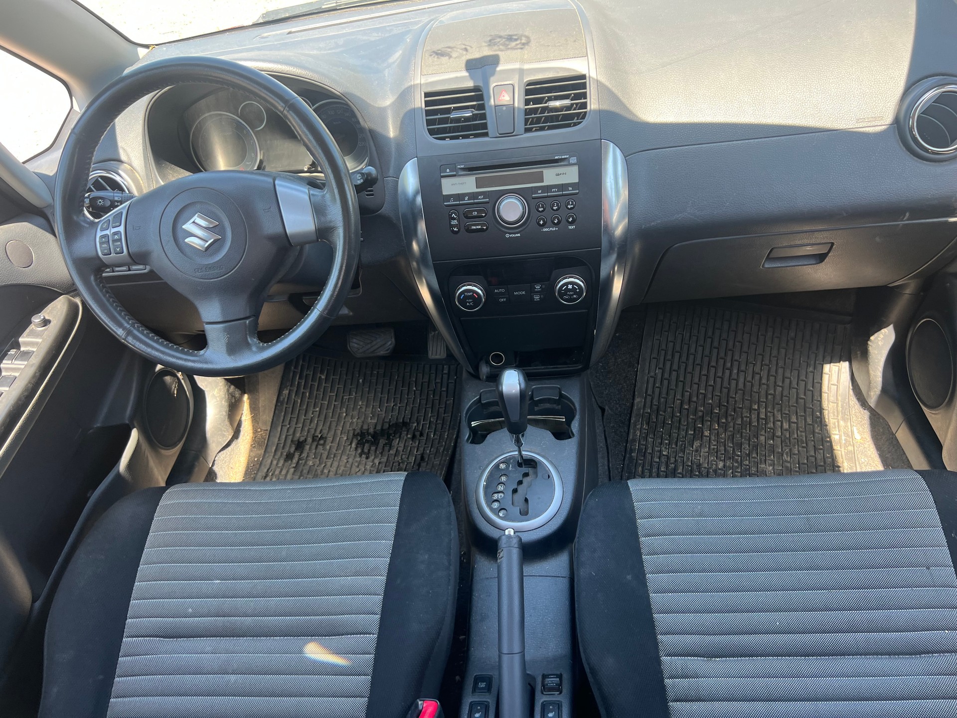 SUZUKI SX4 1.6 16V GL Top Barry 4WD Automatic-image-10