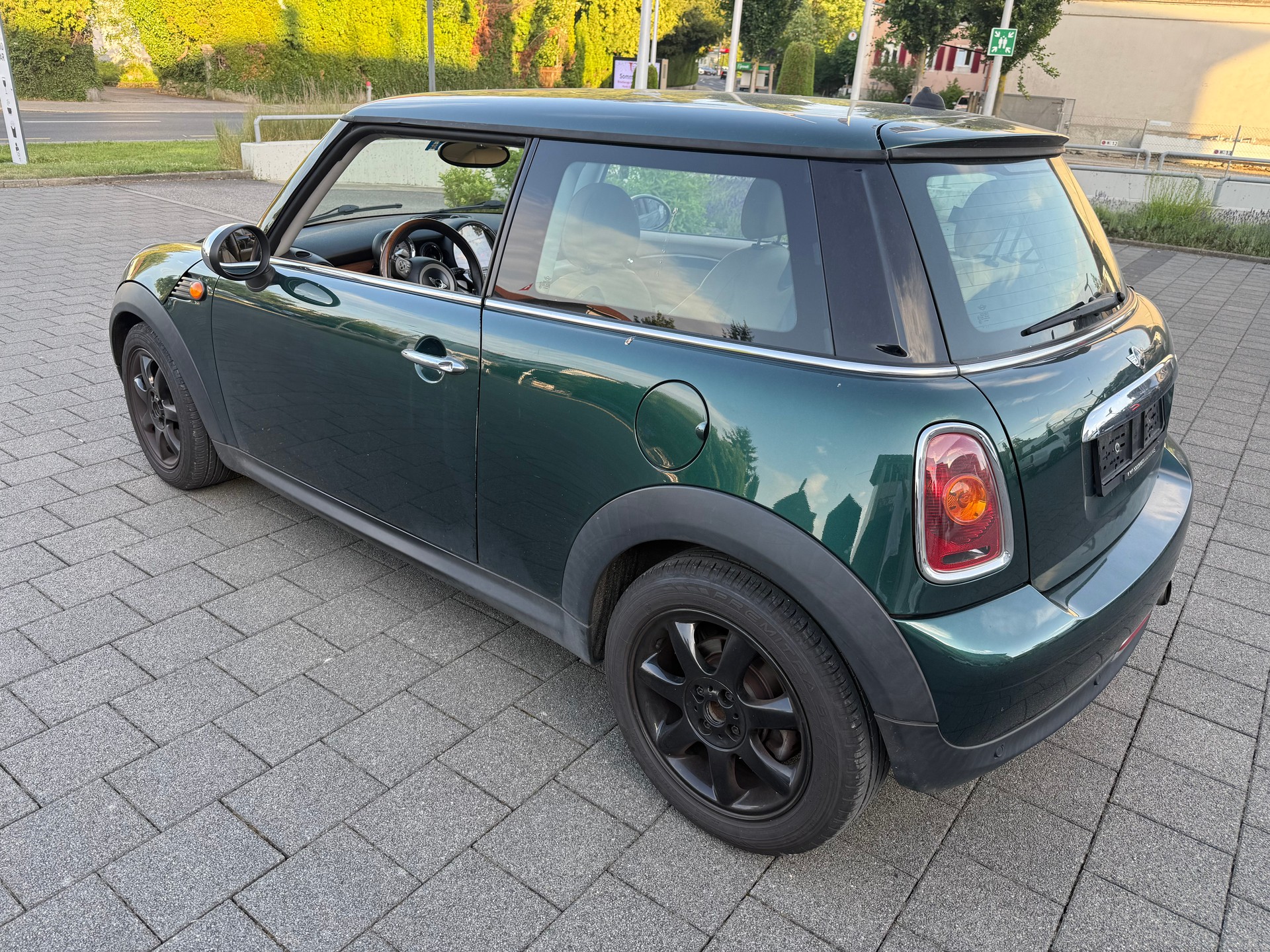 MINI Cooper-image-3