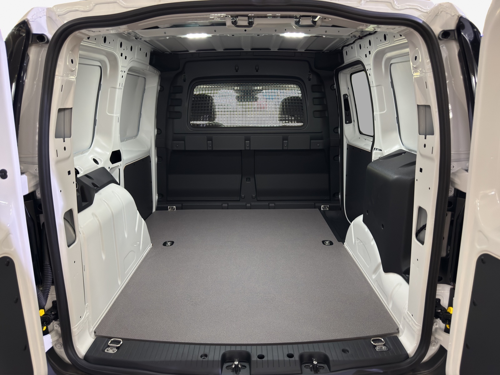 VW Caddy Cargo 1.5 TSI Plug in Hybrid DSG-image-12