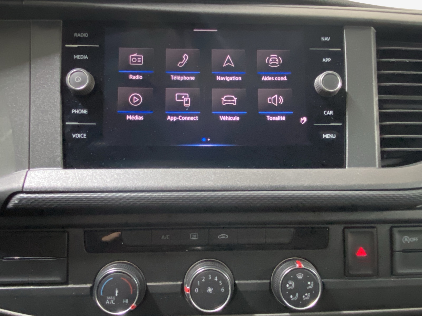 VW T6.1 2.0 TDI-image-14