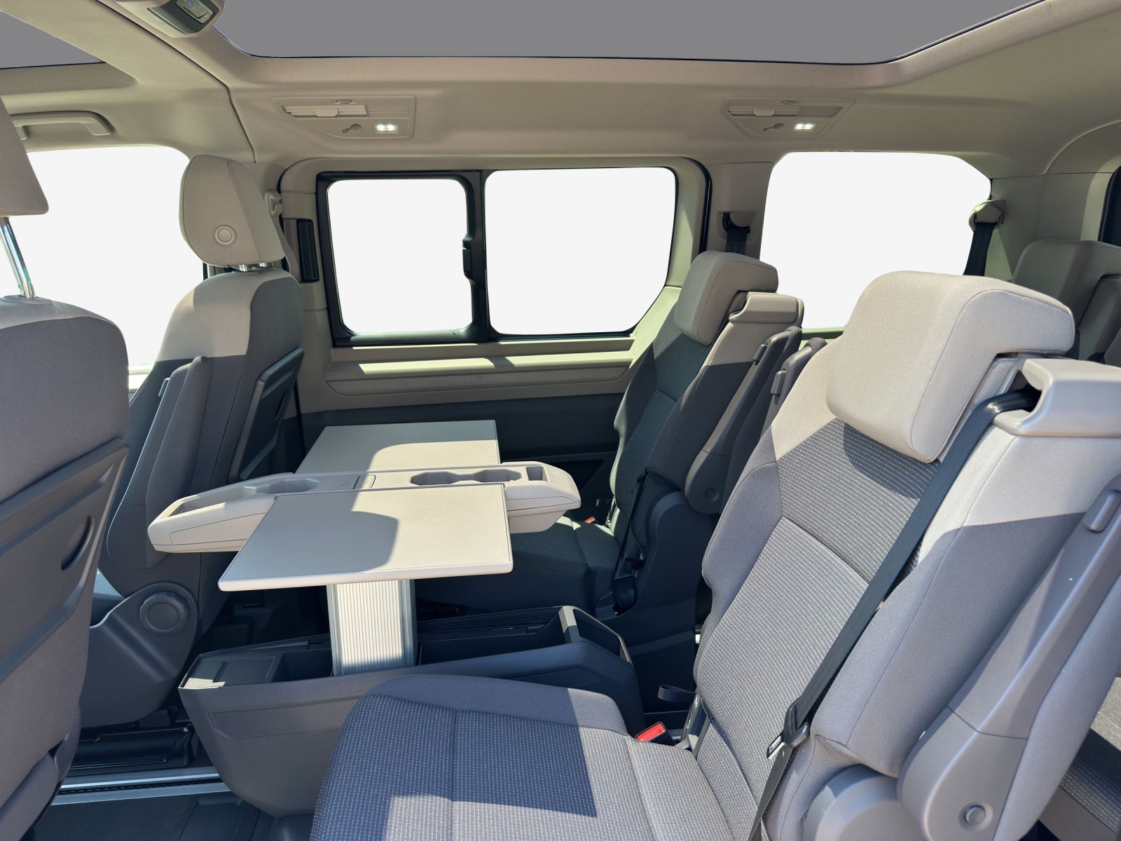 VW Multivan 2.0 TDI Liberty DSG-image-14
