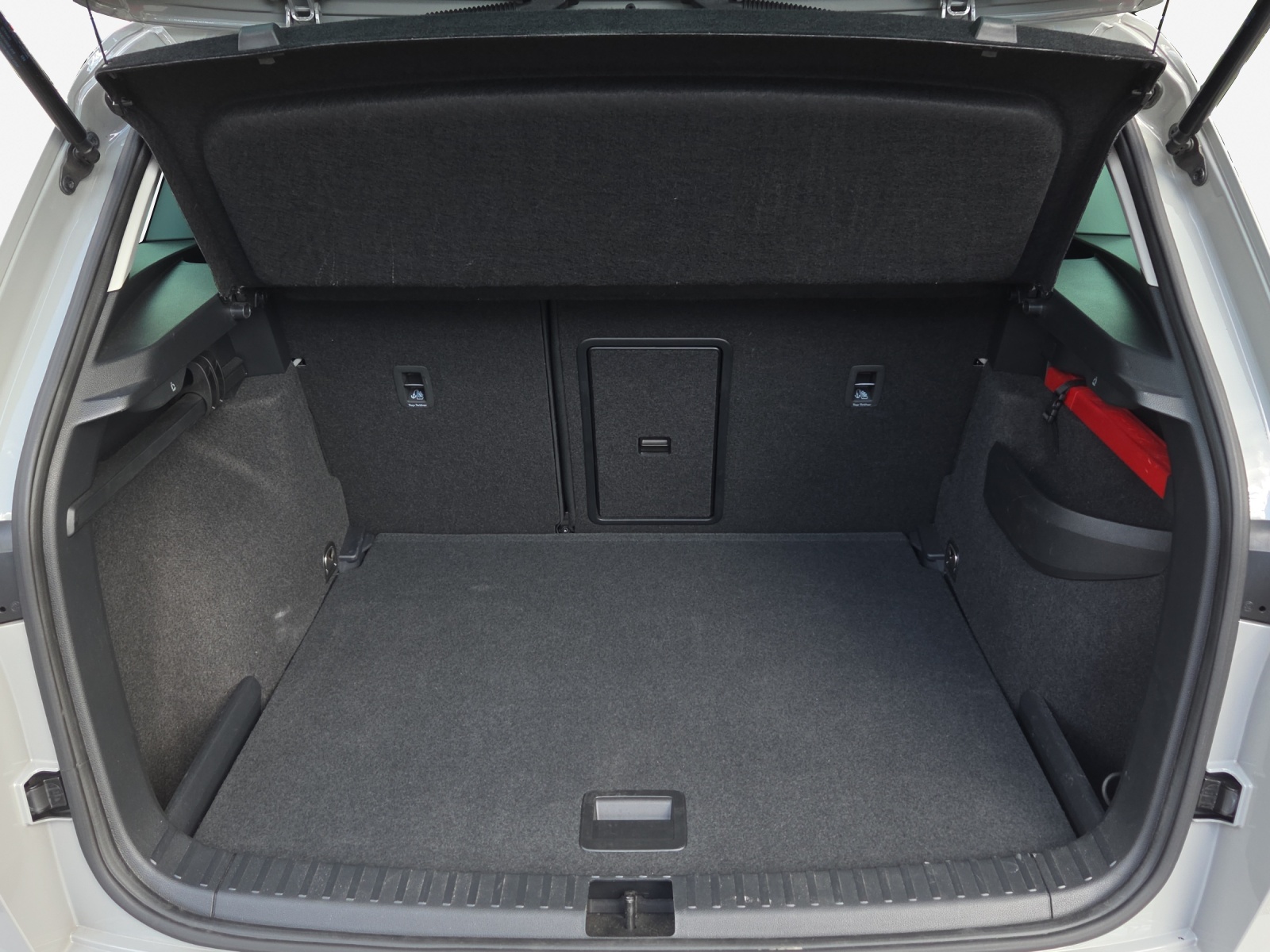 SKODA Karoq 1.0 TSI Ambition-image-12