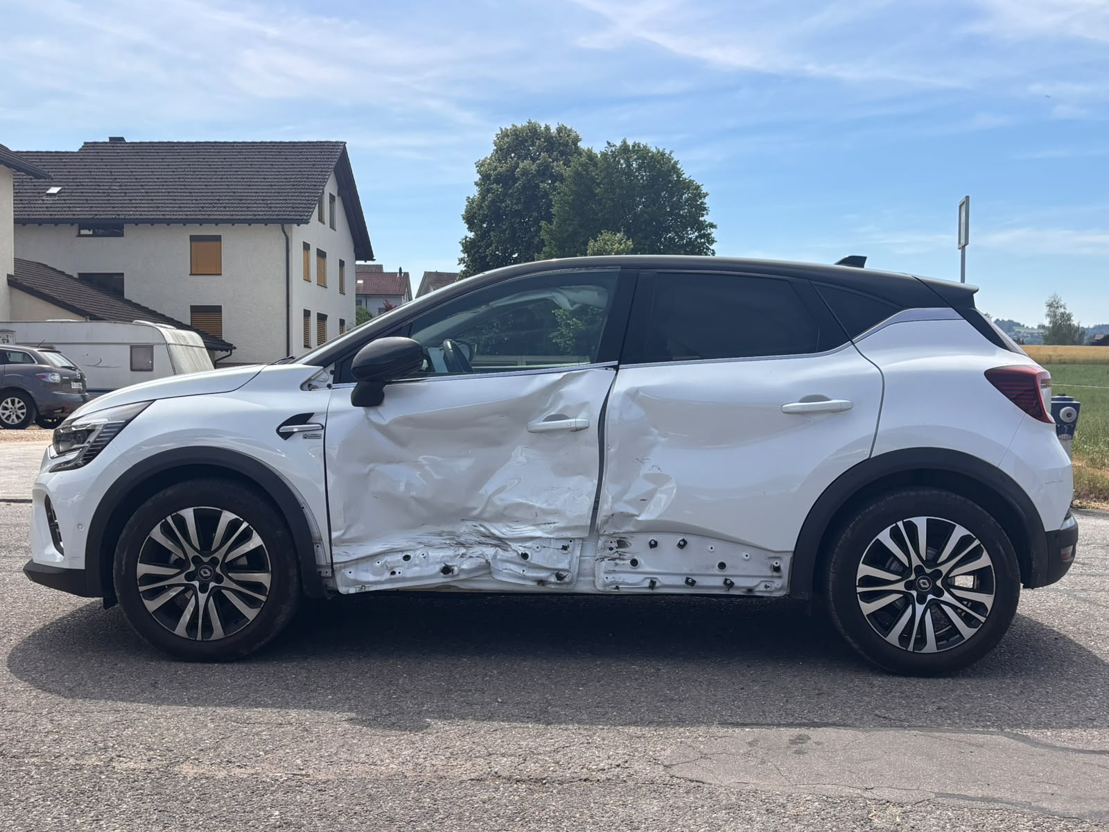 RENAULT Captur 1.3 TCe Initiale EDC-image-7