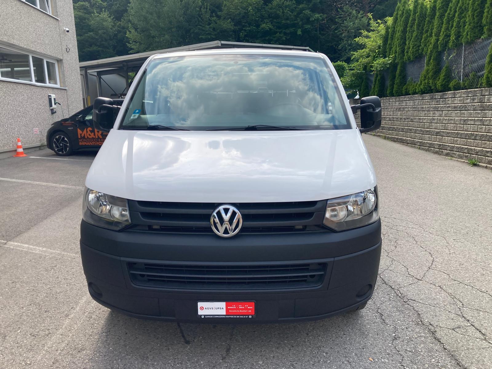 VW T5 2.0 TDI Champion-image-1