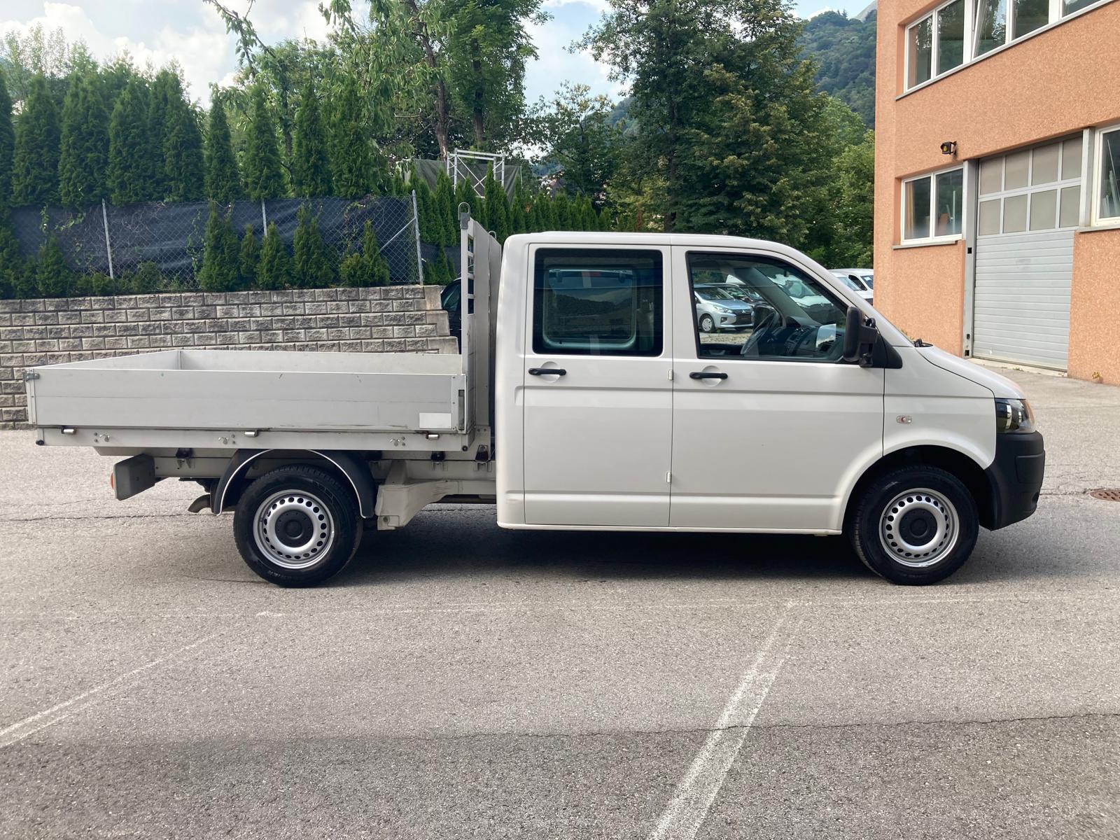 VW T5 2.0 TDI Champion-image-6