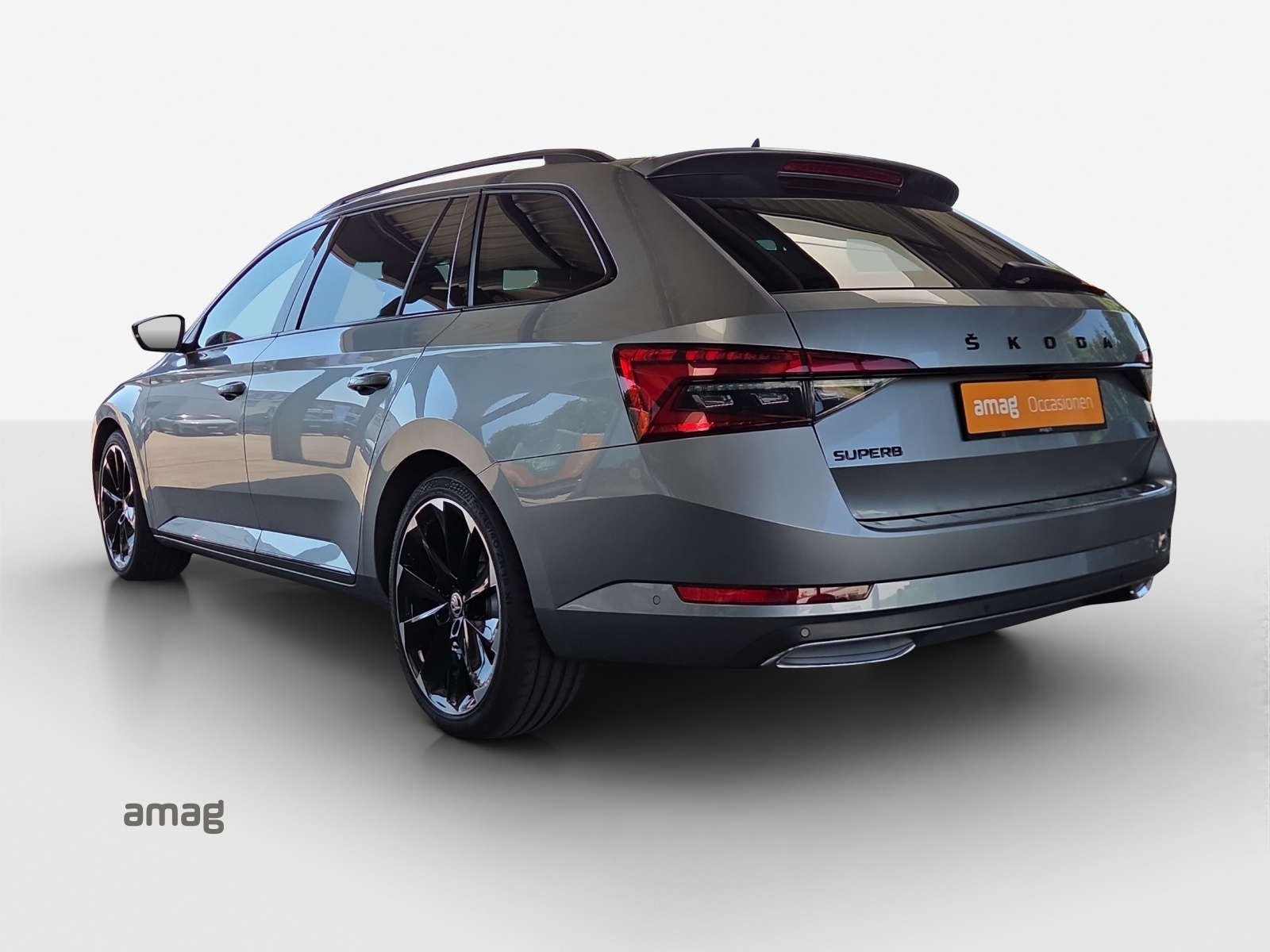 SKODA Superb 1.4 TSI Sport Line PHEV DSG-image-2