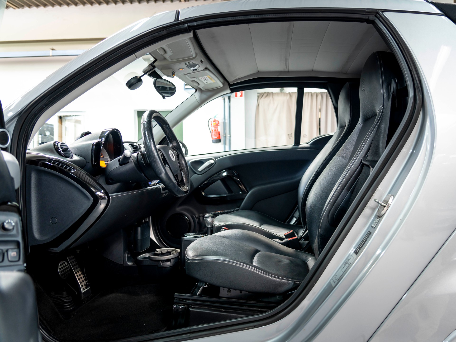 SMART fortwo Brabus Xclusive softouch-image-16