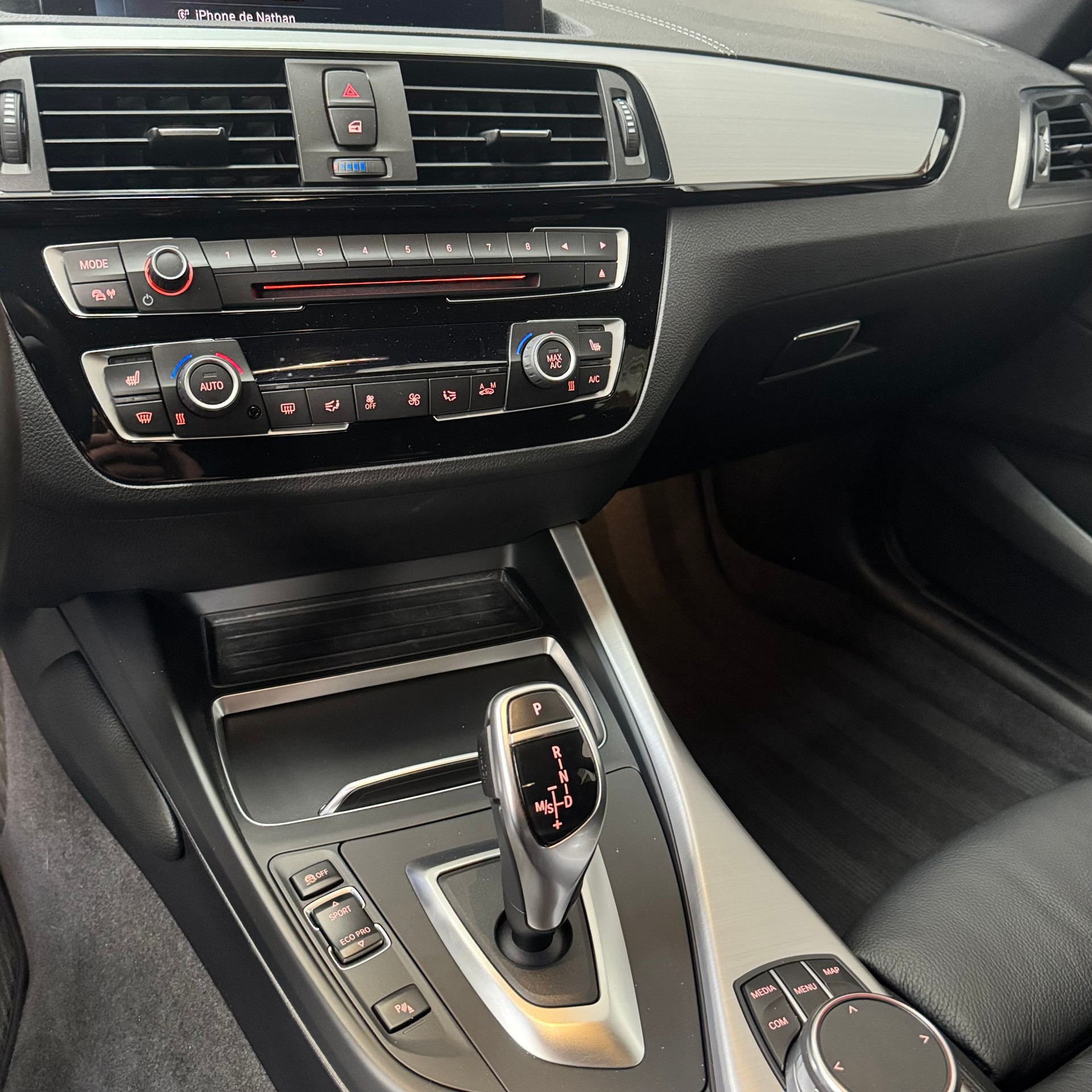BMW M140i xDrive Steptronic-image-10