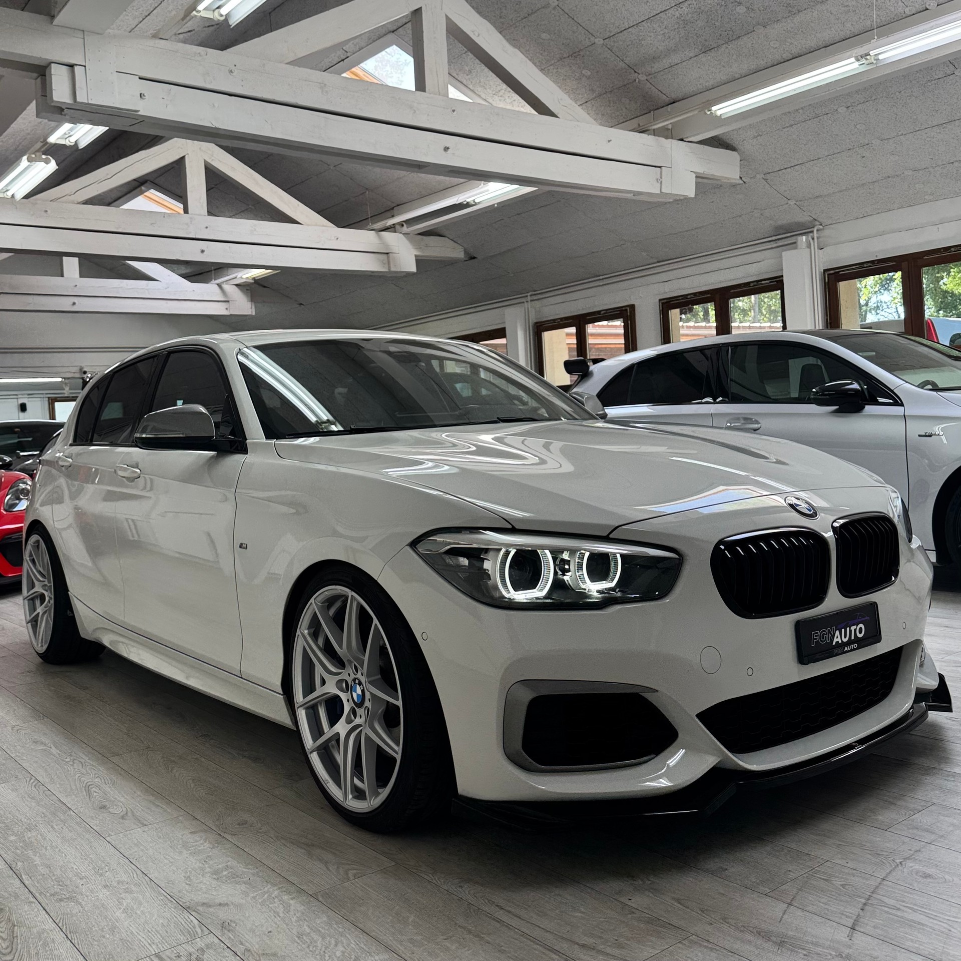 BMW M140i xDrive Steptronic-image-2