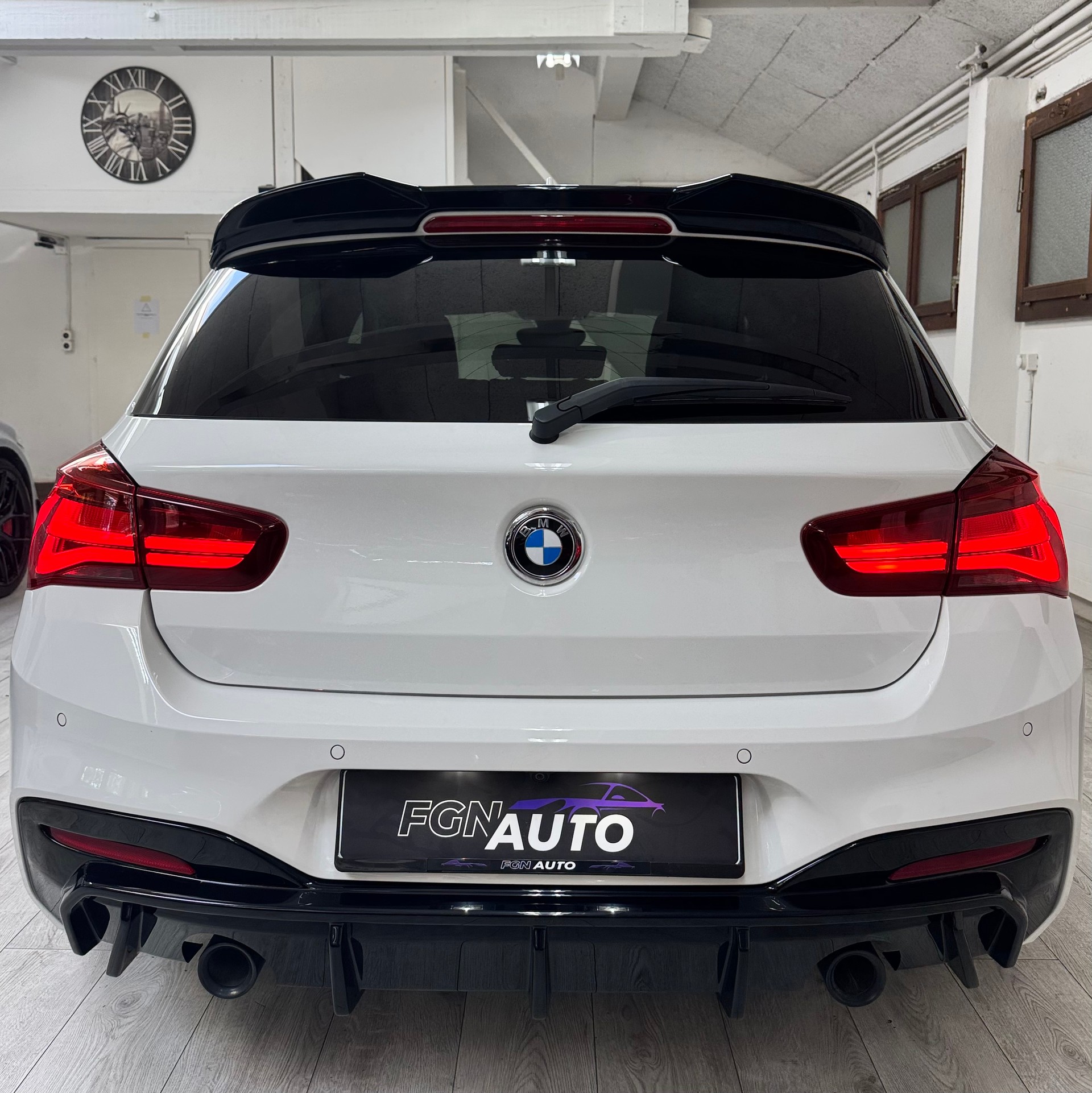 BMW M140i xDrive Steptronic-image-4