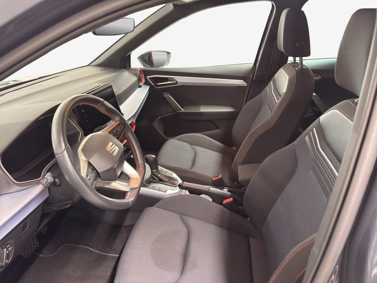 SEAT Arona 1.5 Eco TSI FR DSG-image-7