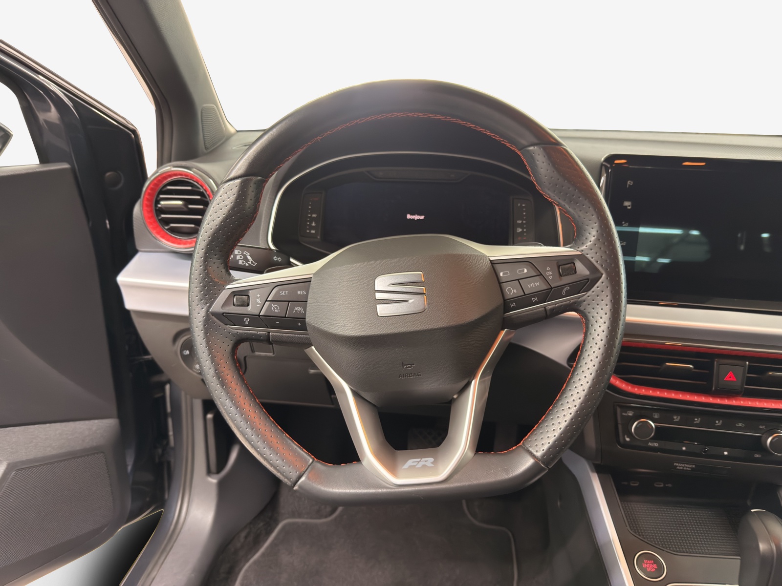 SEAT Arona 1.5 Eco TSI FR DSG-image-9