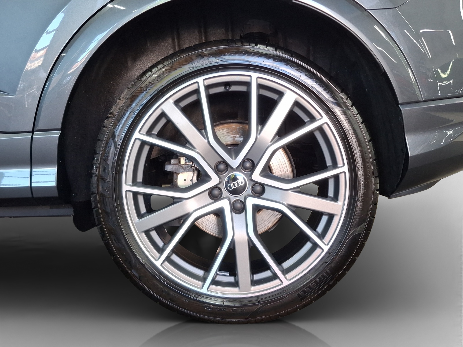 AUDI Q3 Sportback 40 TFSI S line quattro S-tronic-image-13