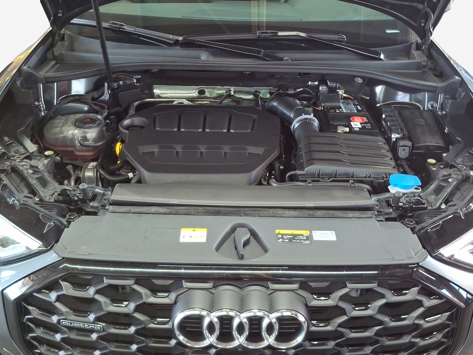 AUDI Q3 Sportback 40 TFSI S line quattro S-tronic-image-15