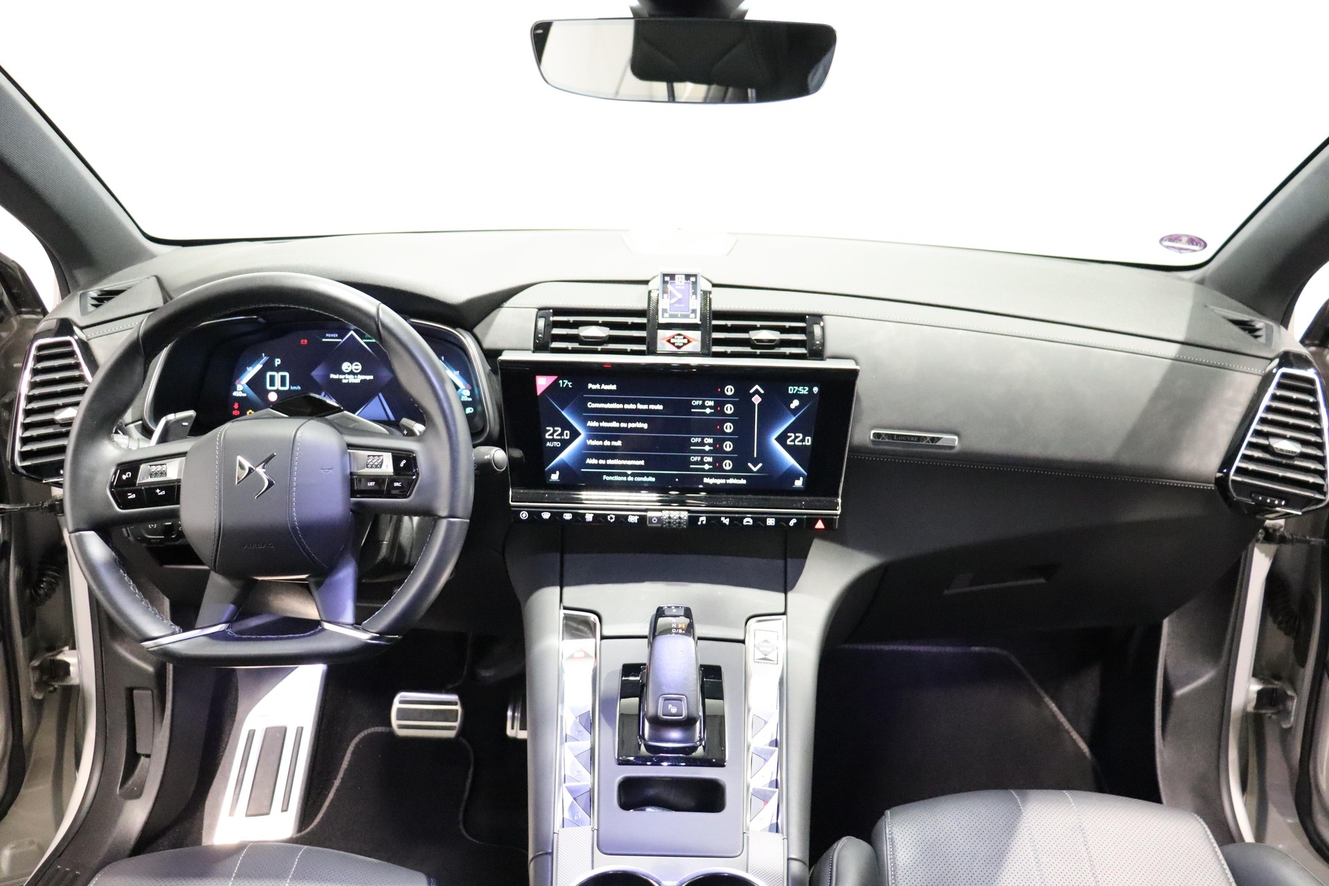 DS AUTOMOBILES 7 Crossback 1.6 E-Tense Louvre 4x4-image-6