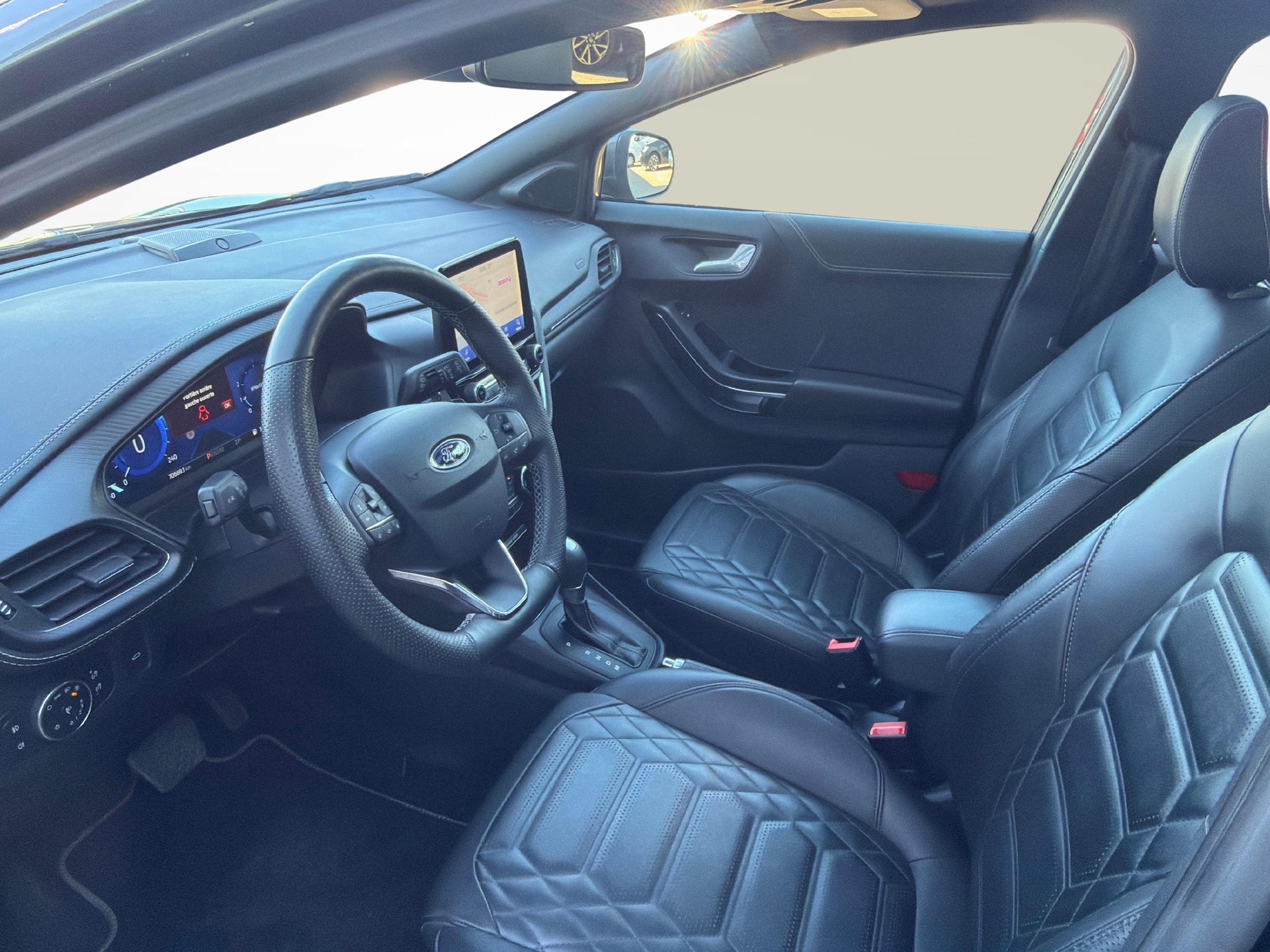 FORD Puma 1.0 EcoB Hybrid 125 ST-Line Vignale-image-9