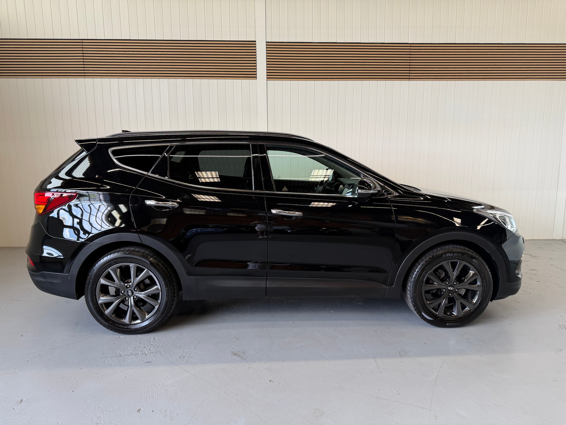 HYUNDAI Santa Fe 2.2 CRDI Vertex 4WD Automatic-image-5