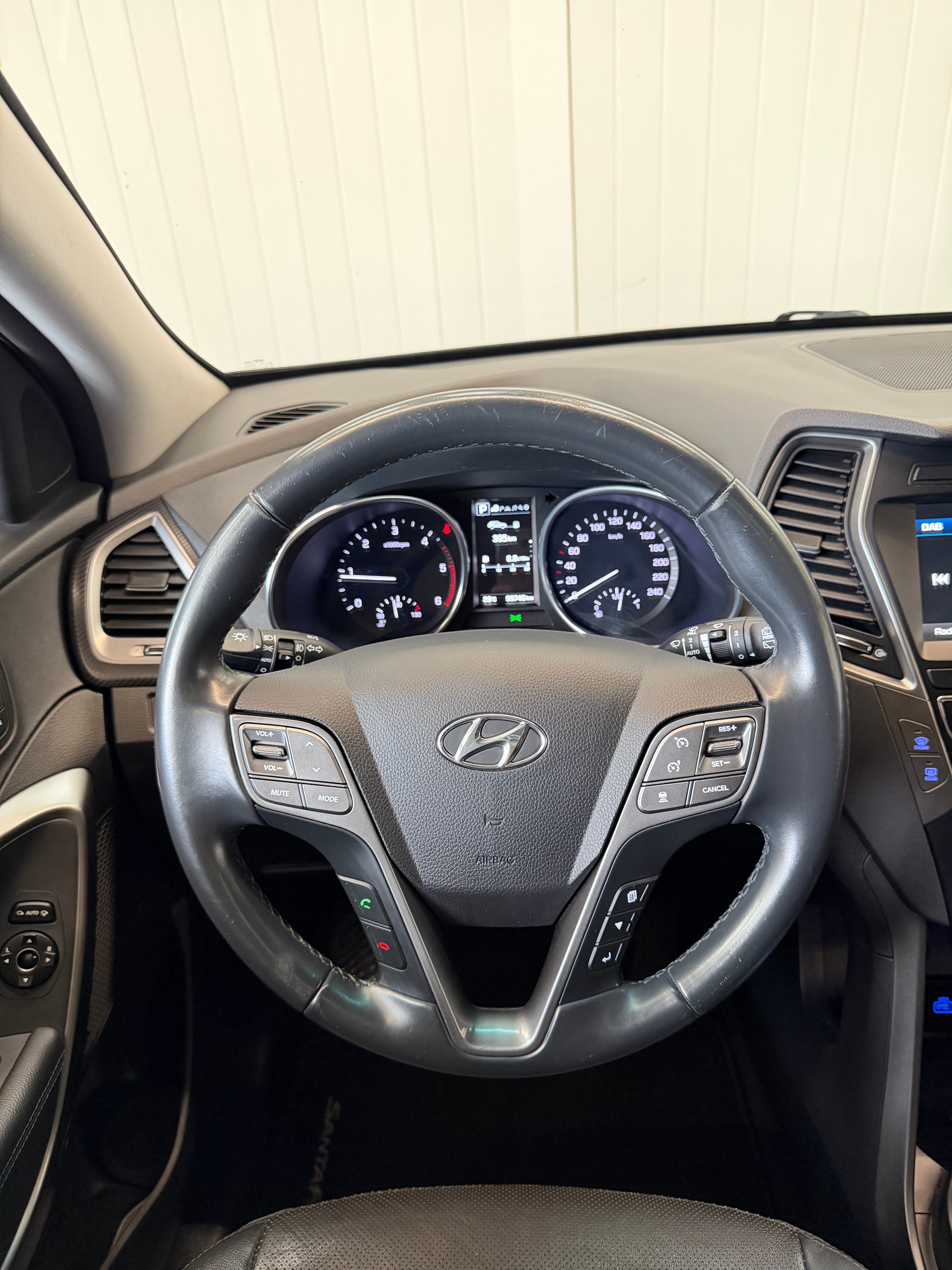 HYUNDAI Santa Fe 2.2 CRDI Vertex 4WD Automatic-image-15