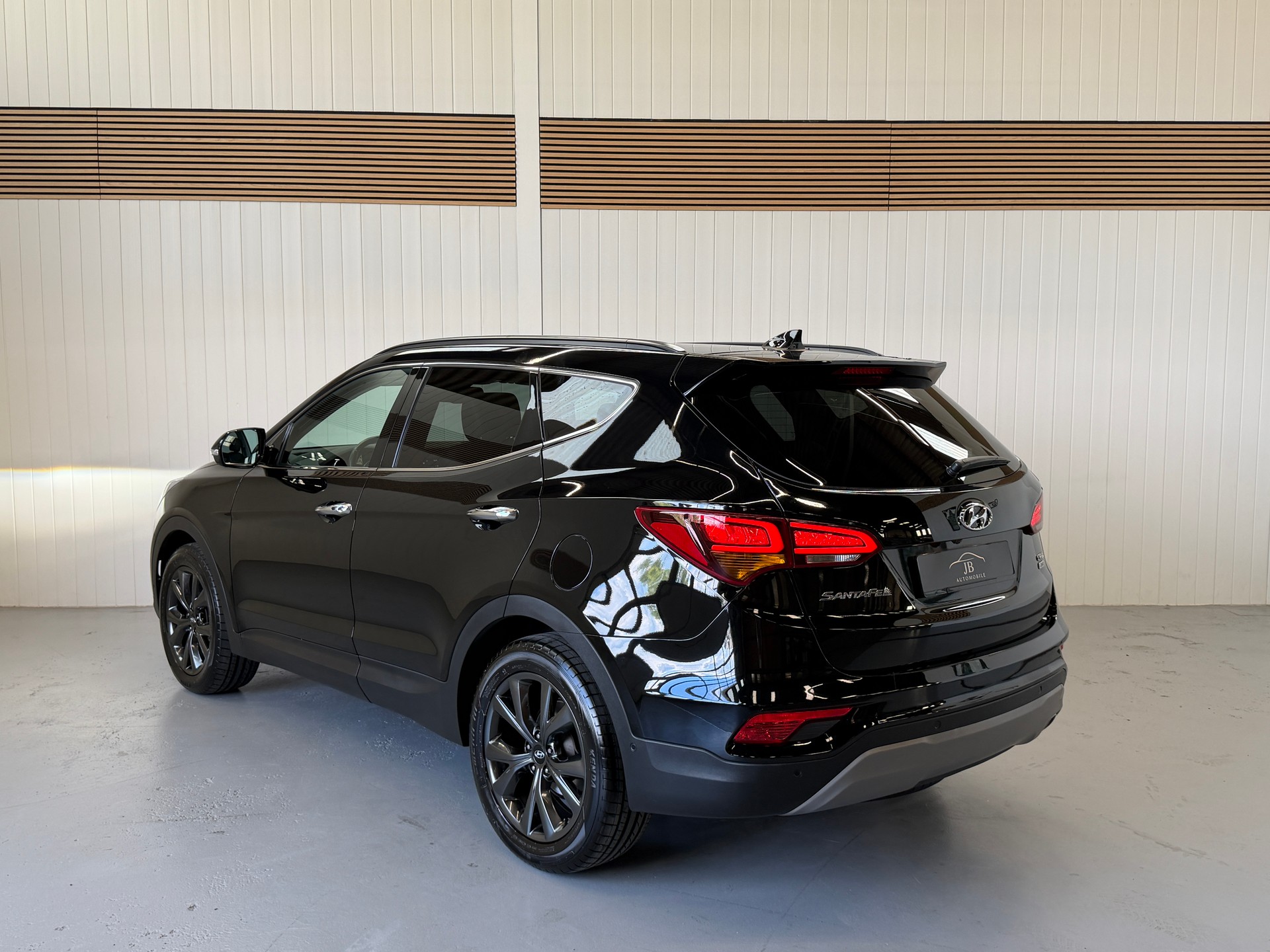 HYUNDAI Santa Fe 2.2 CRDI Vertex 4WD Automatic-image-2