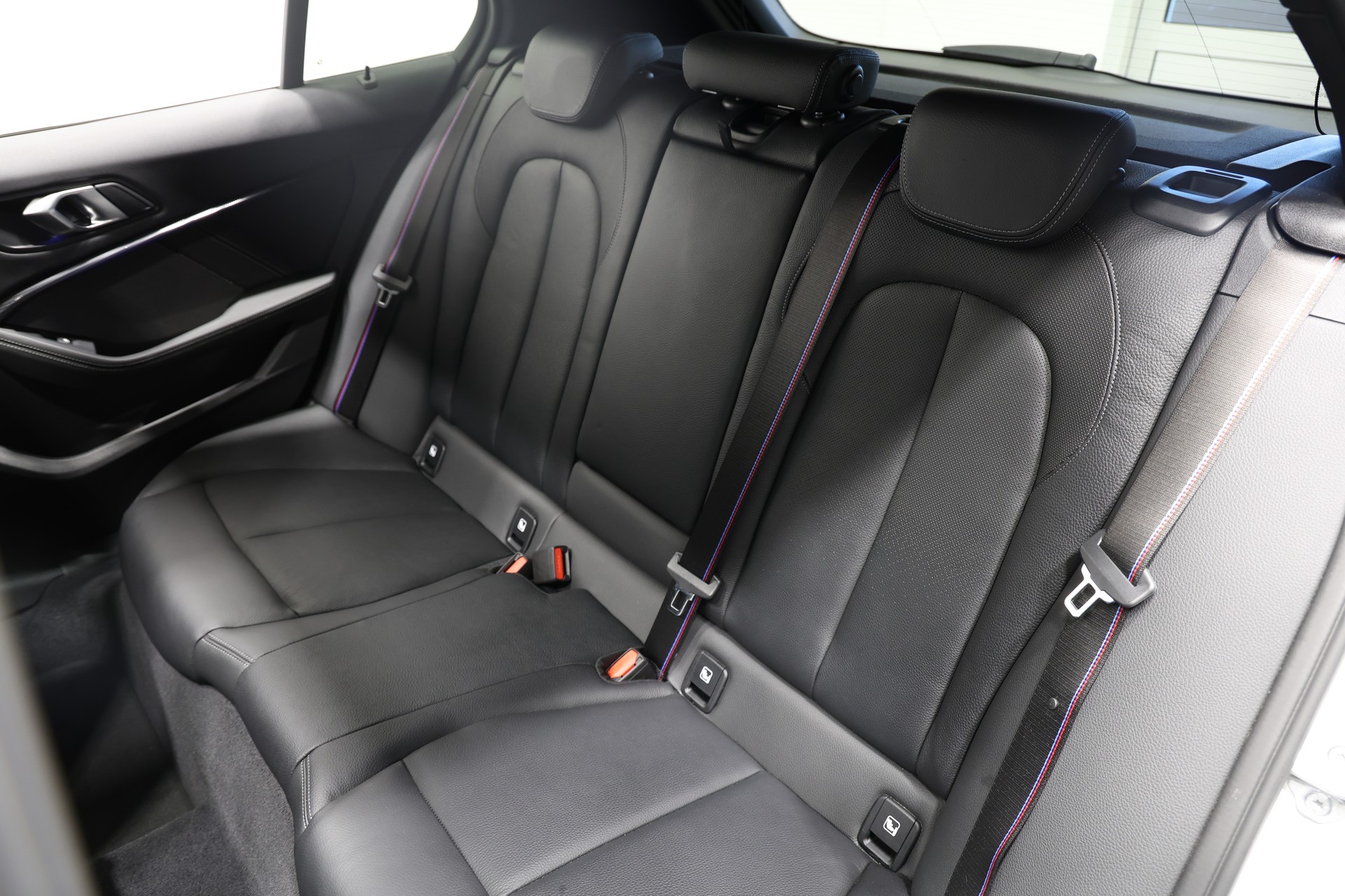 BMW M135i xDrive Steptronic *CH-Fahrzeug*-image-20