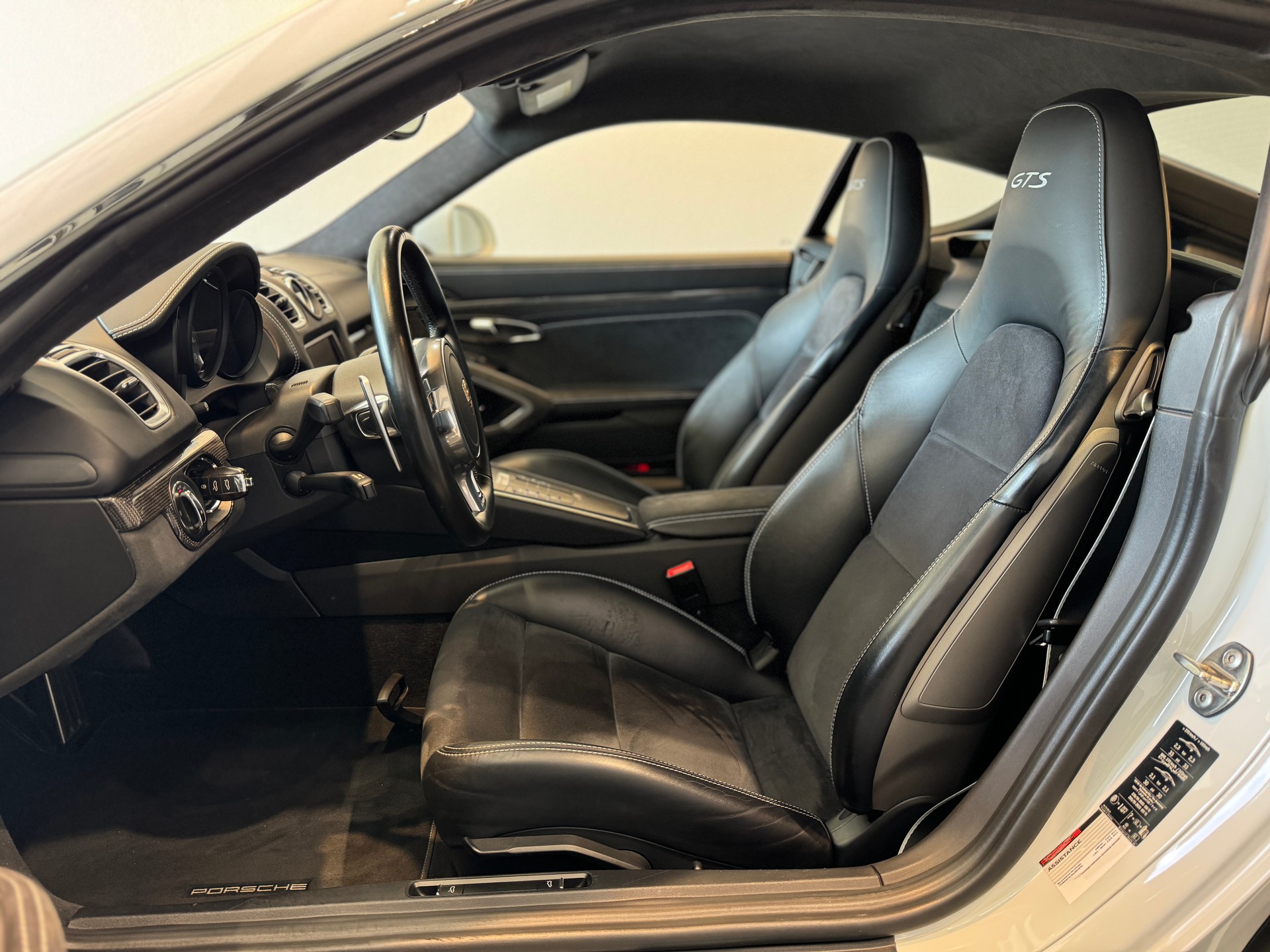 PORSCHE Cayman GTS 3.4 PDK-image-13