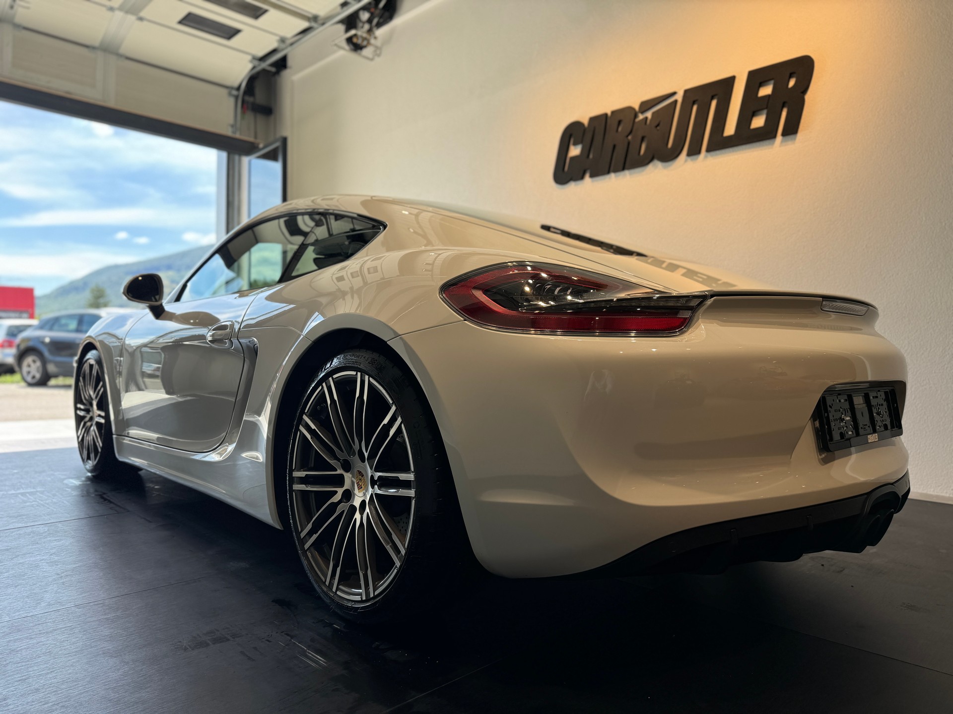 PORSCHE Cayman GTS 3.4 PDK-image-9