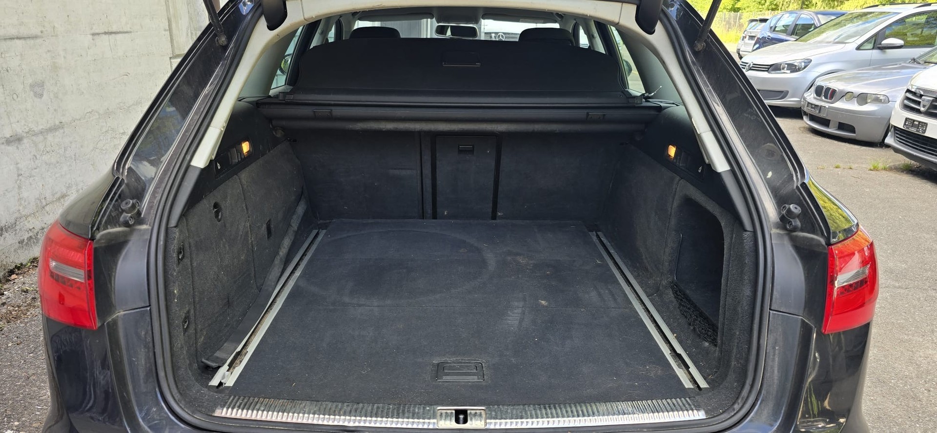 AUDI A6 Avant 2.0 TDI ultra multitronic-image-5