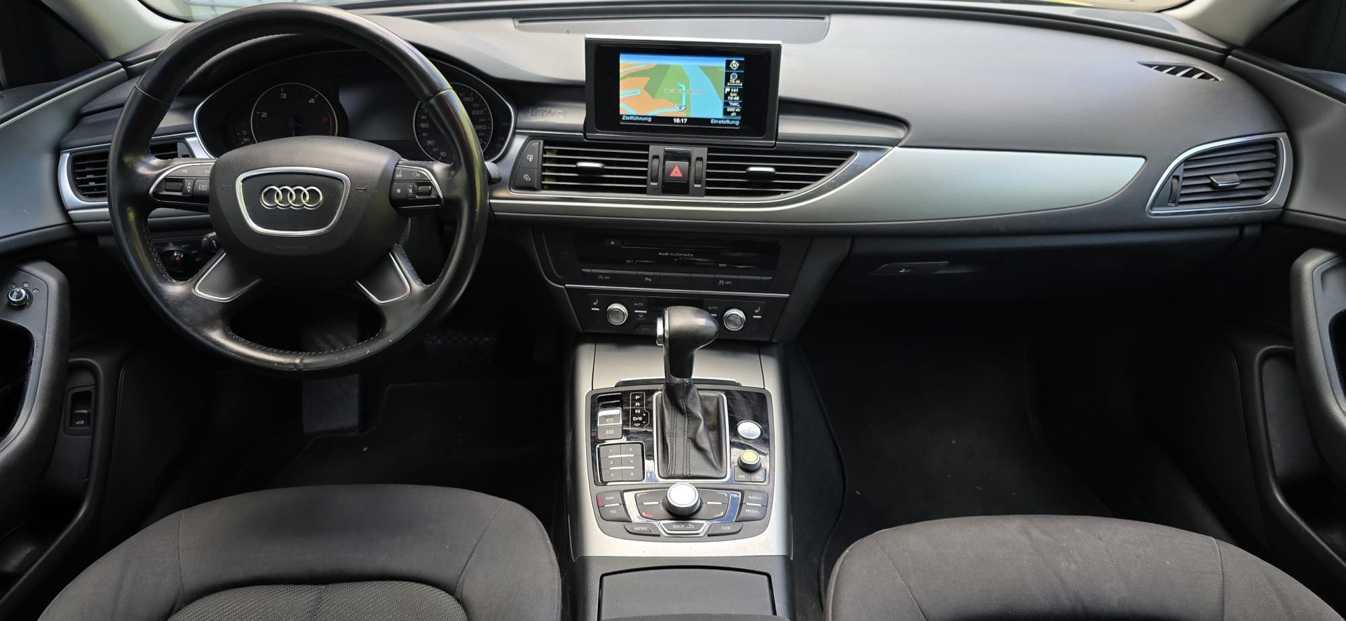 AUDI A6 Avant 2.0 TDI ultra multitronic-image-9