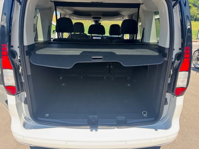 VW Caddy 2.0 TDI Style DSG / Anhängelast 1500kg **Klima** Navigation Rückfahrkamera und Div.-image-13