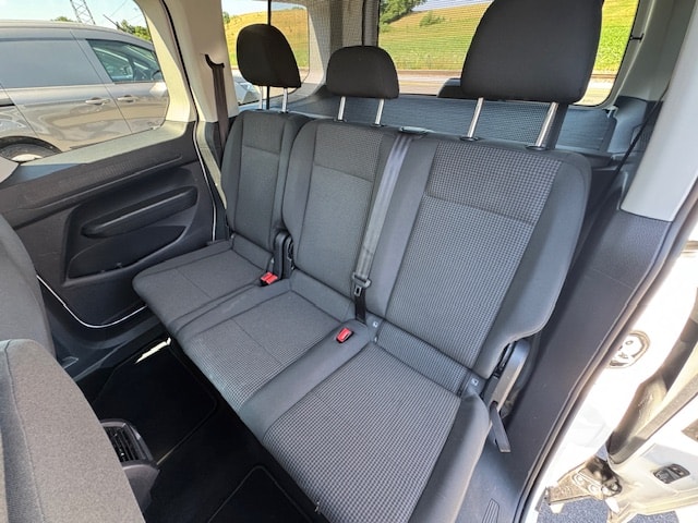 VW Caddy 2.0 TDI Style DSG / Anhängelast 1500kg **Klima** Navigation Rückfahrkamera und Div.-image-6