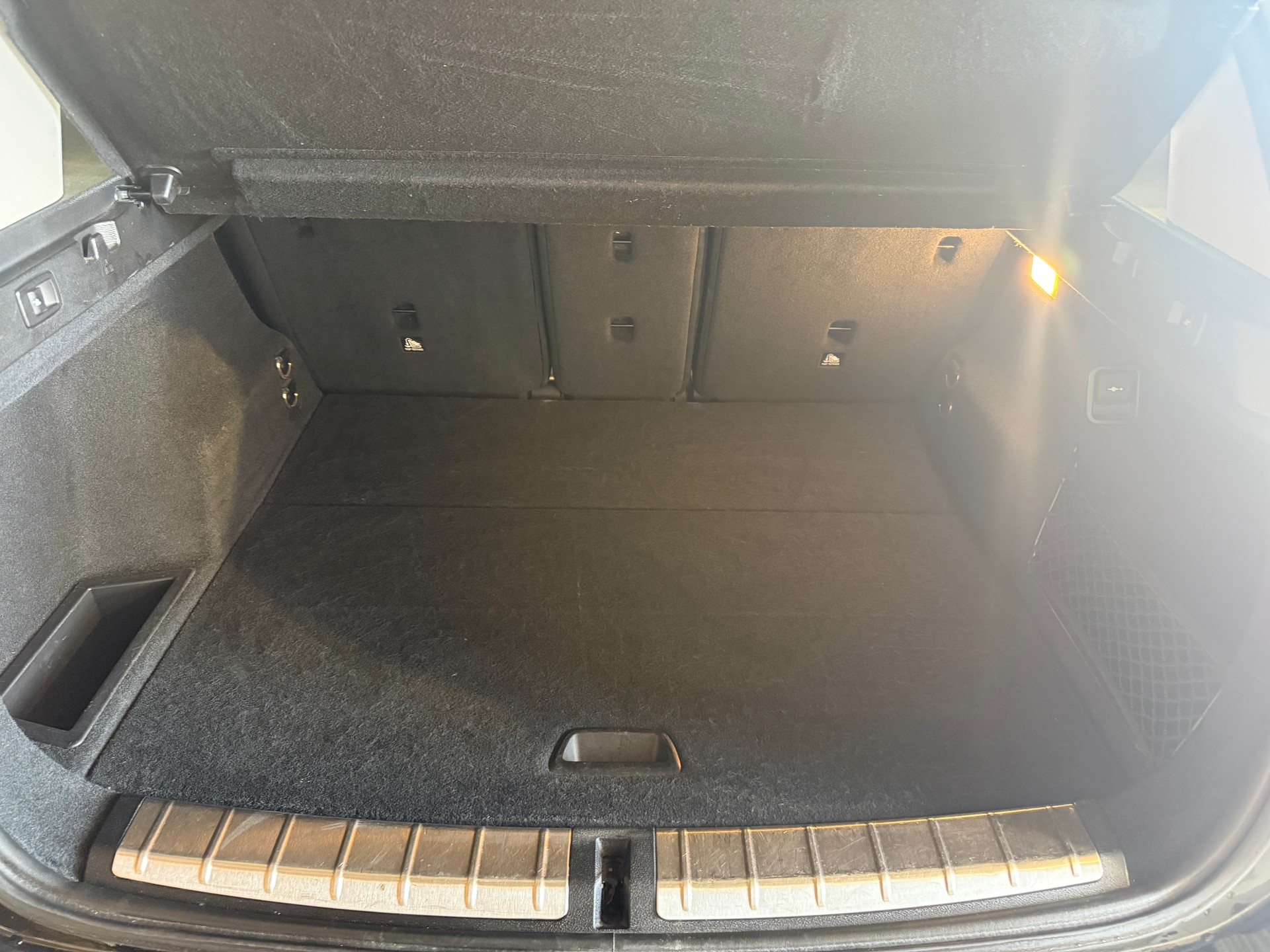 BMW X1 sDrive 18d xLine Steptronic ***GRATIS-SERVICE***-image-21