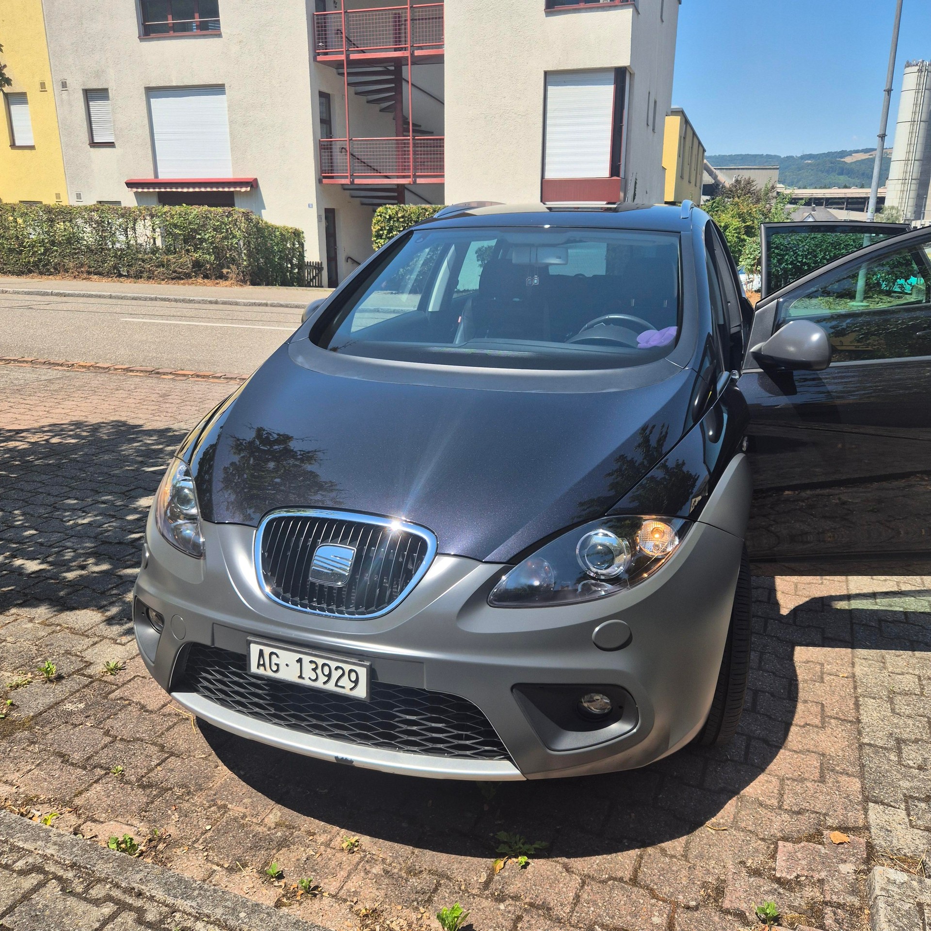 SEAT 2.0 TSI 16V Advantage-image-1
