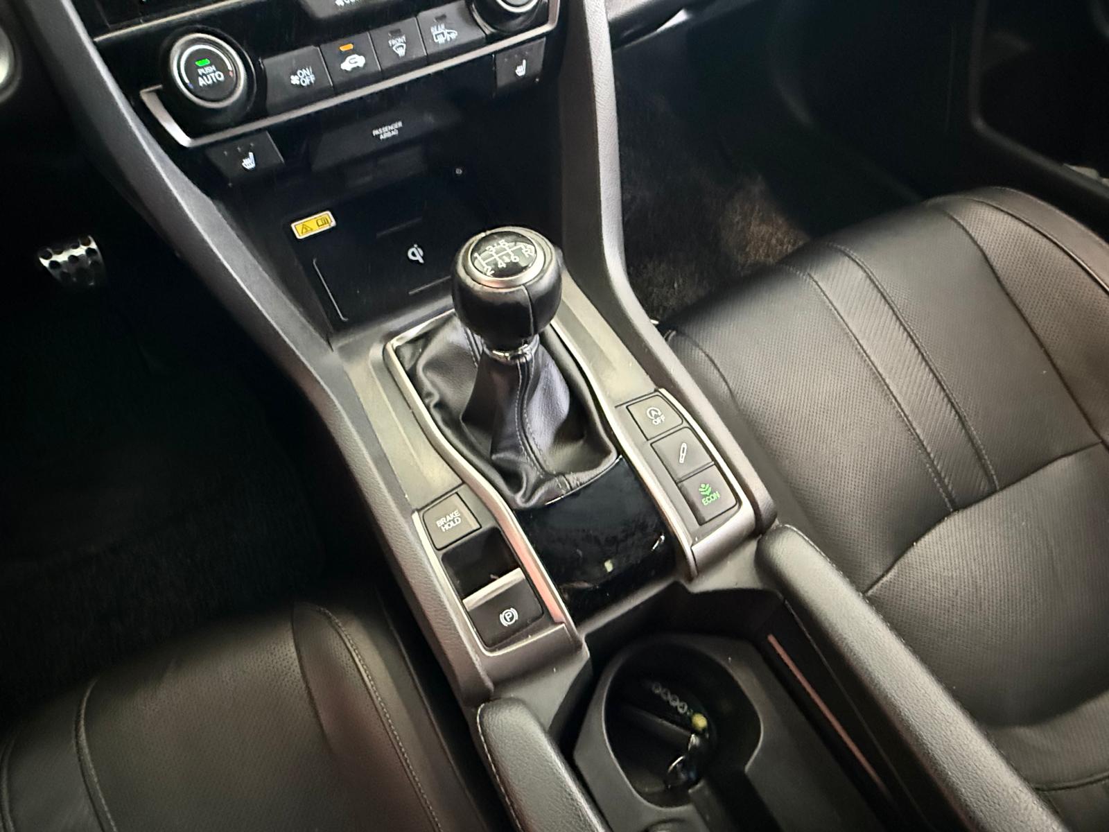 HONDA Civic 1.6 i-DTEC Executive Premium-image-23