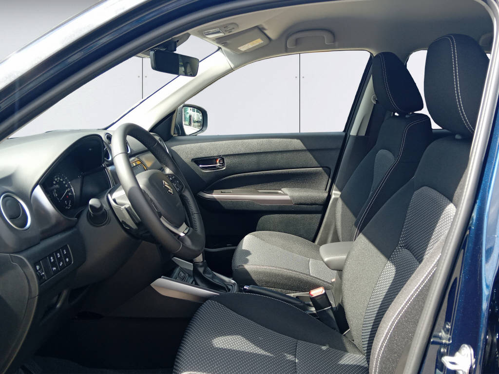 SUZUKI Vitara 1.4 T Sakura Hybrid 4x4-image-9