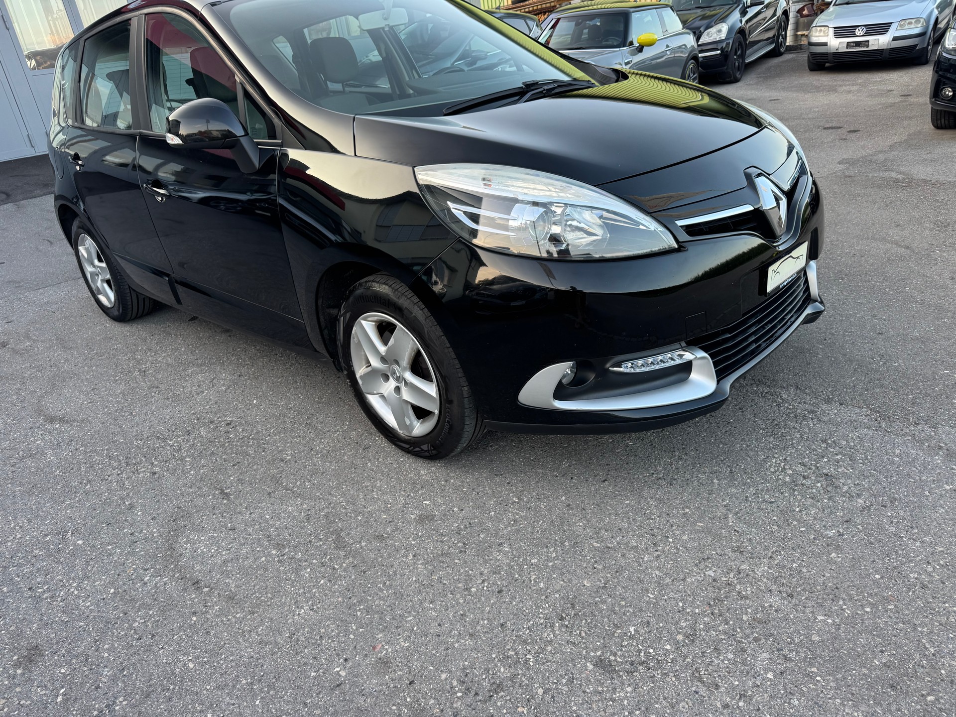 RENAULT Scénic 1.5 dCi Energy EDC-image-1