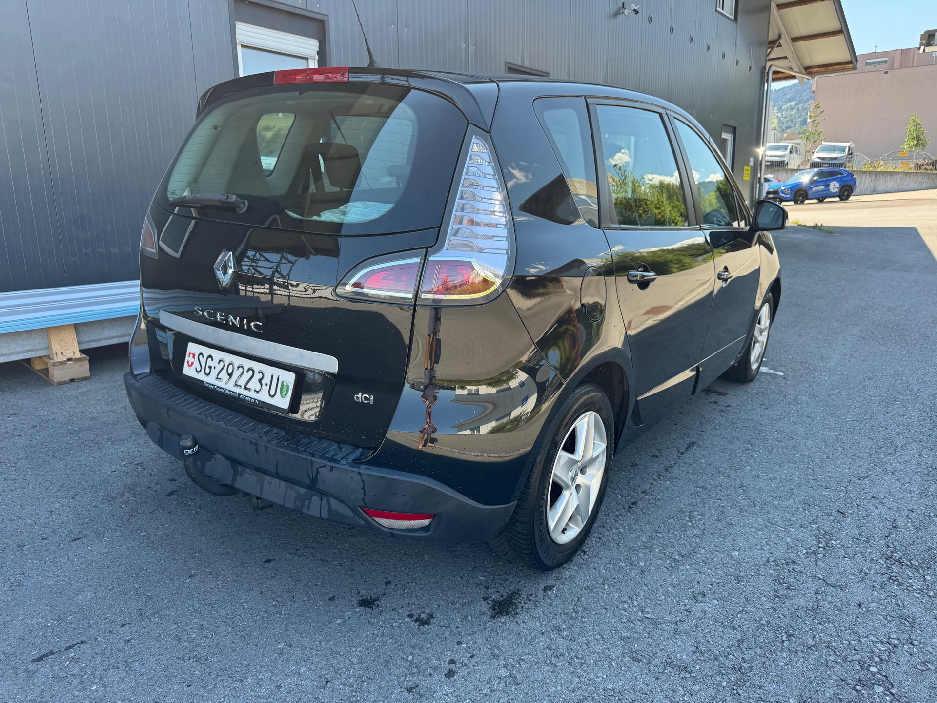 RENAULT Scénic 1.5 dCi Energy EDC-image-4