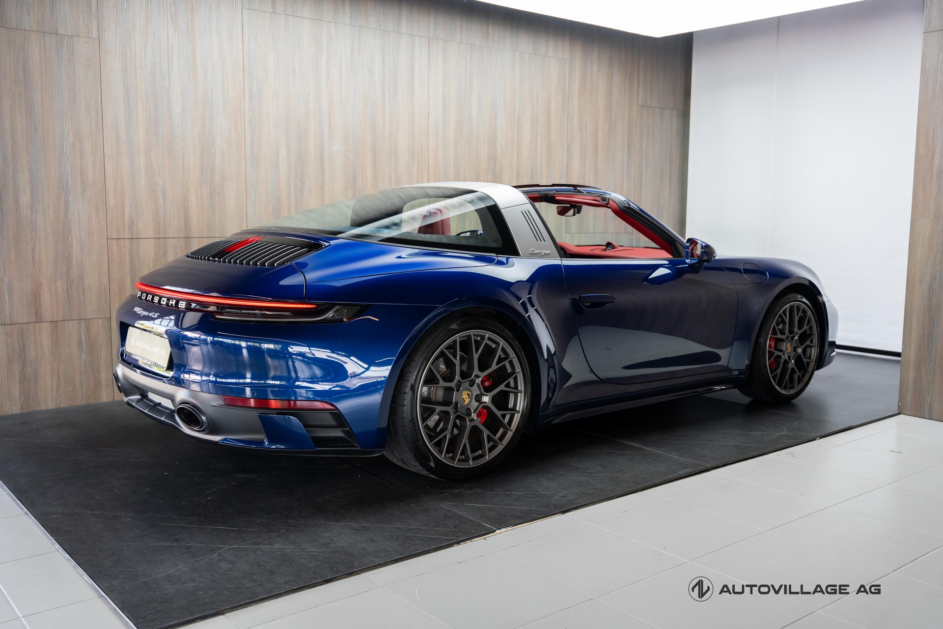 PORSCHE 911 Targa 4S PDK-showroom-element-2