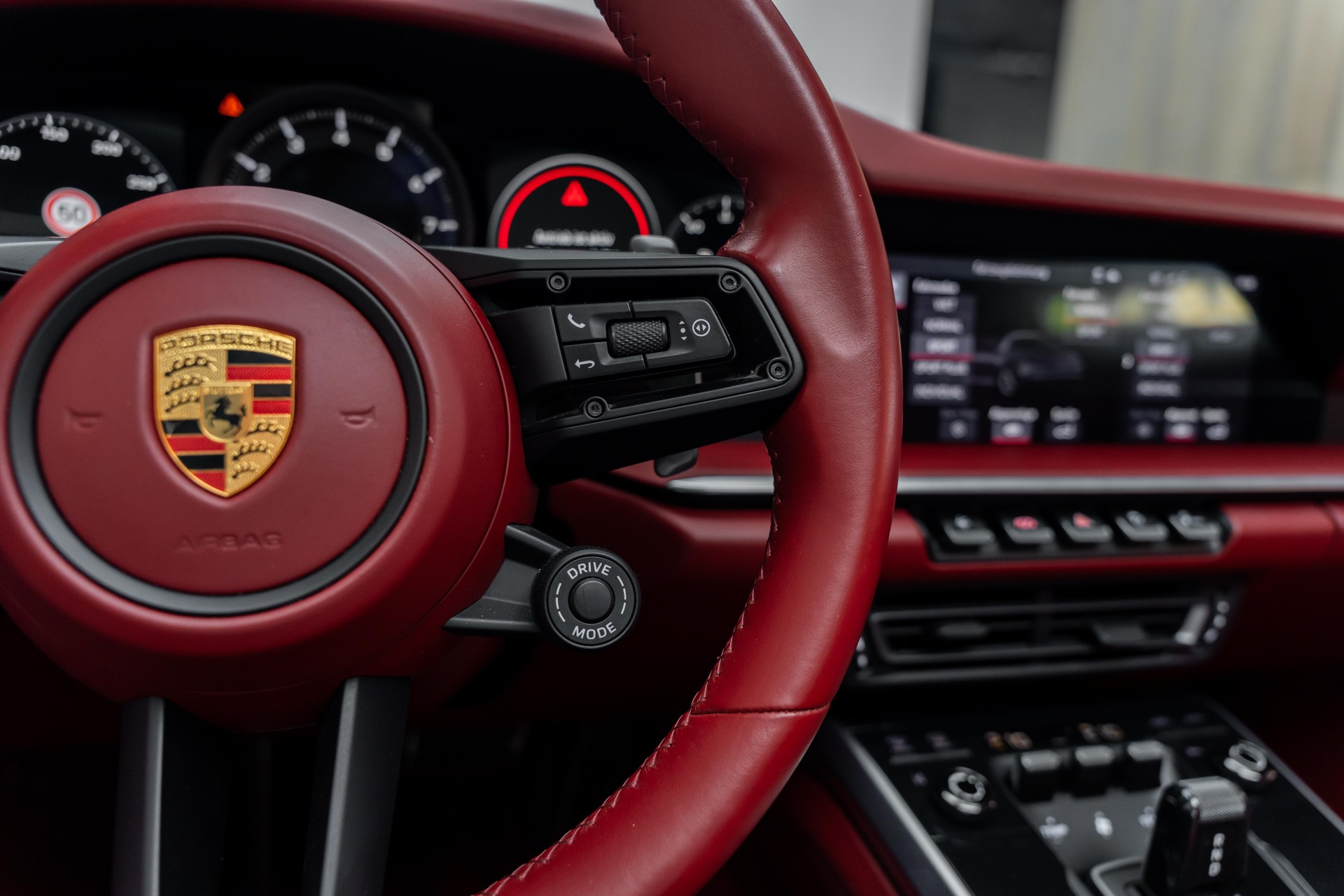 PORSCHE 911 Targa 4S PDK-image-18