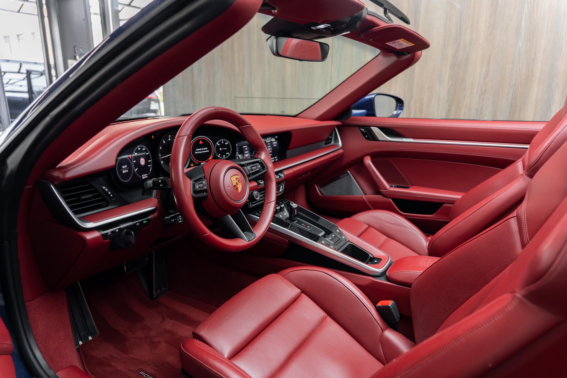 PORSCHE 911 Targa 4S PDK-showroom-element-3