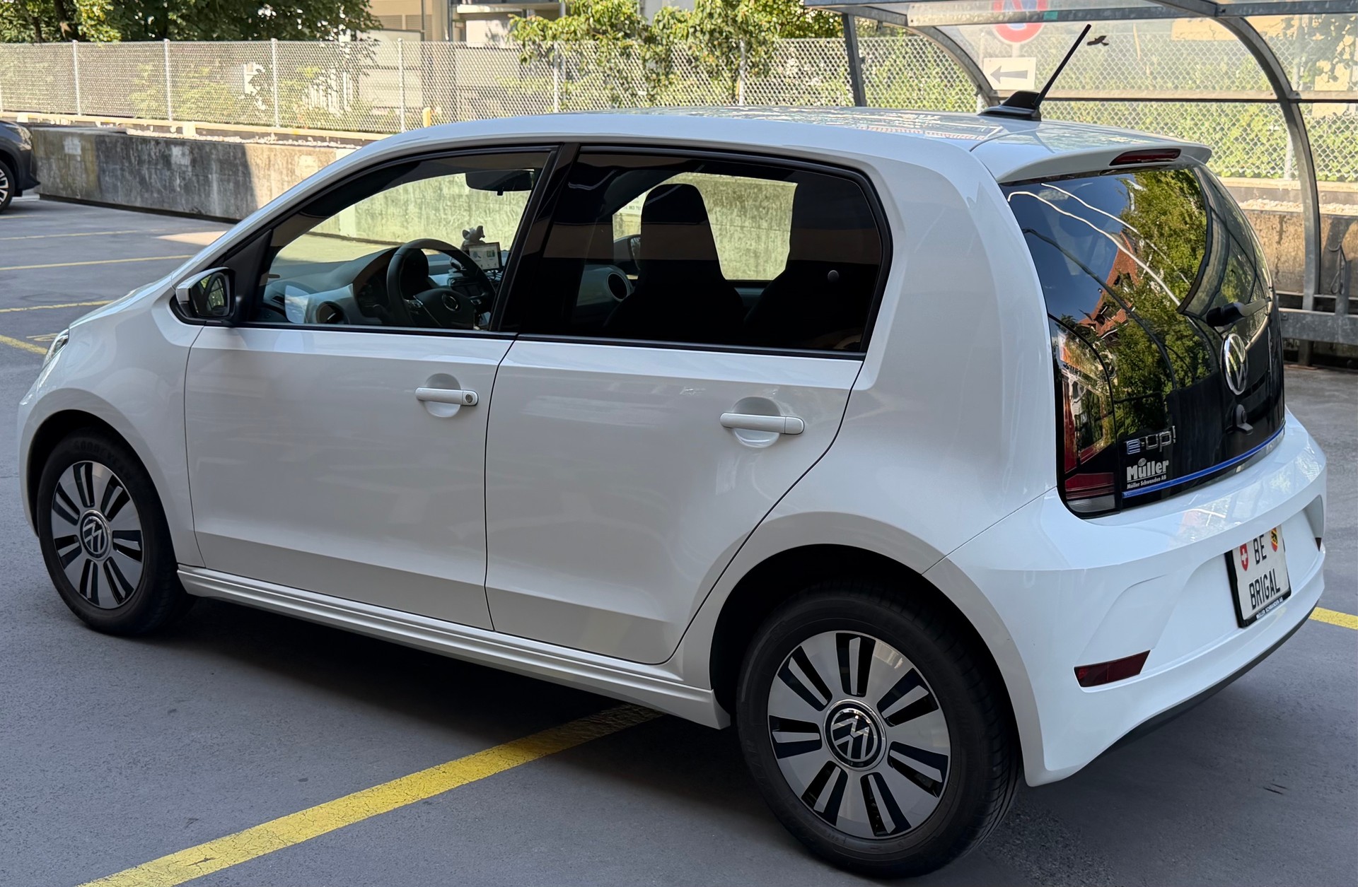 VW e-Up-image-5